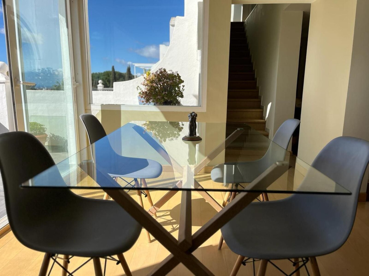 2 Bed, 2 Bath, ApartmentFor Sale, Nagüeles, Malaga