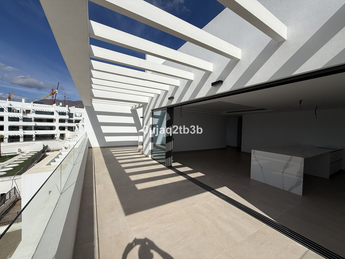 3 Bed, 3 Bath, ApartmentFor Sale, Estepona, Malaga