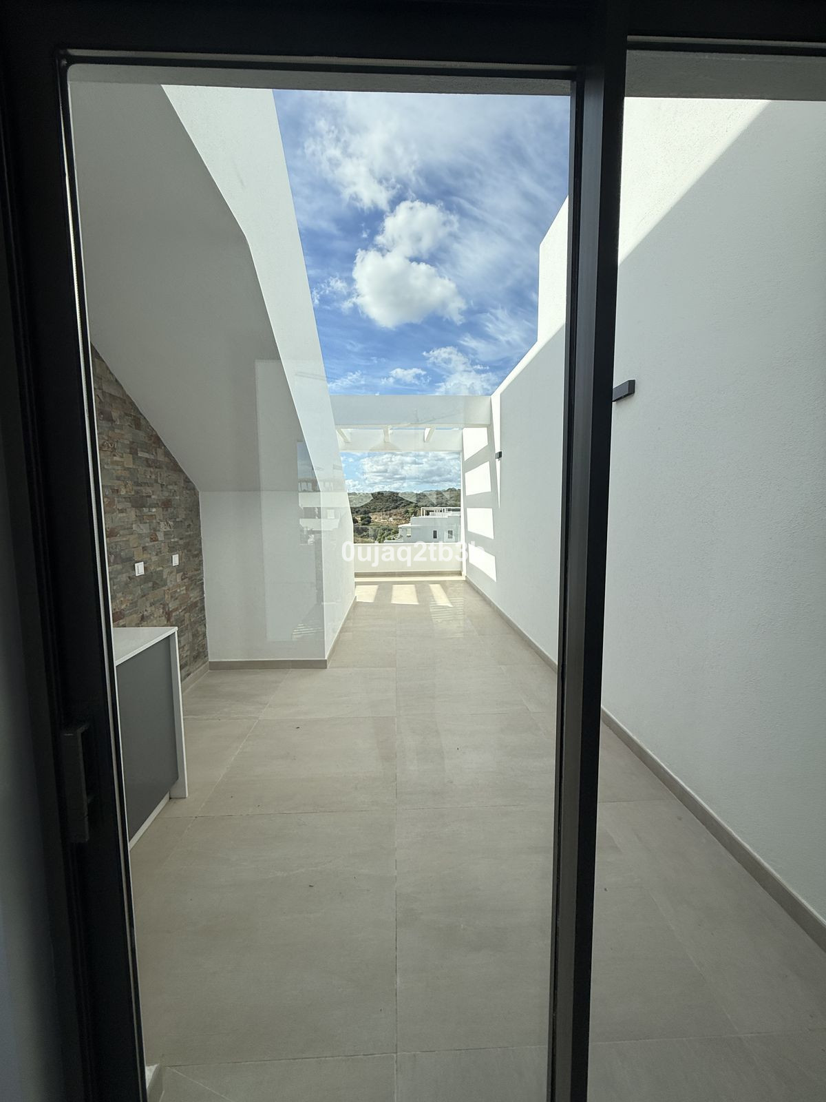 3 Bed, 3 Bath, ApartmentFor Sale, Estepona, Malaga