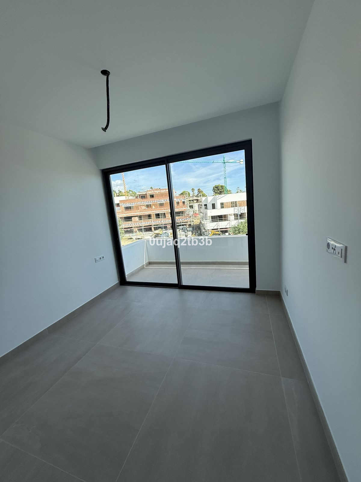 3 Bed, 3 Bath, ApartmentFor Sale, Estepona, Malaga