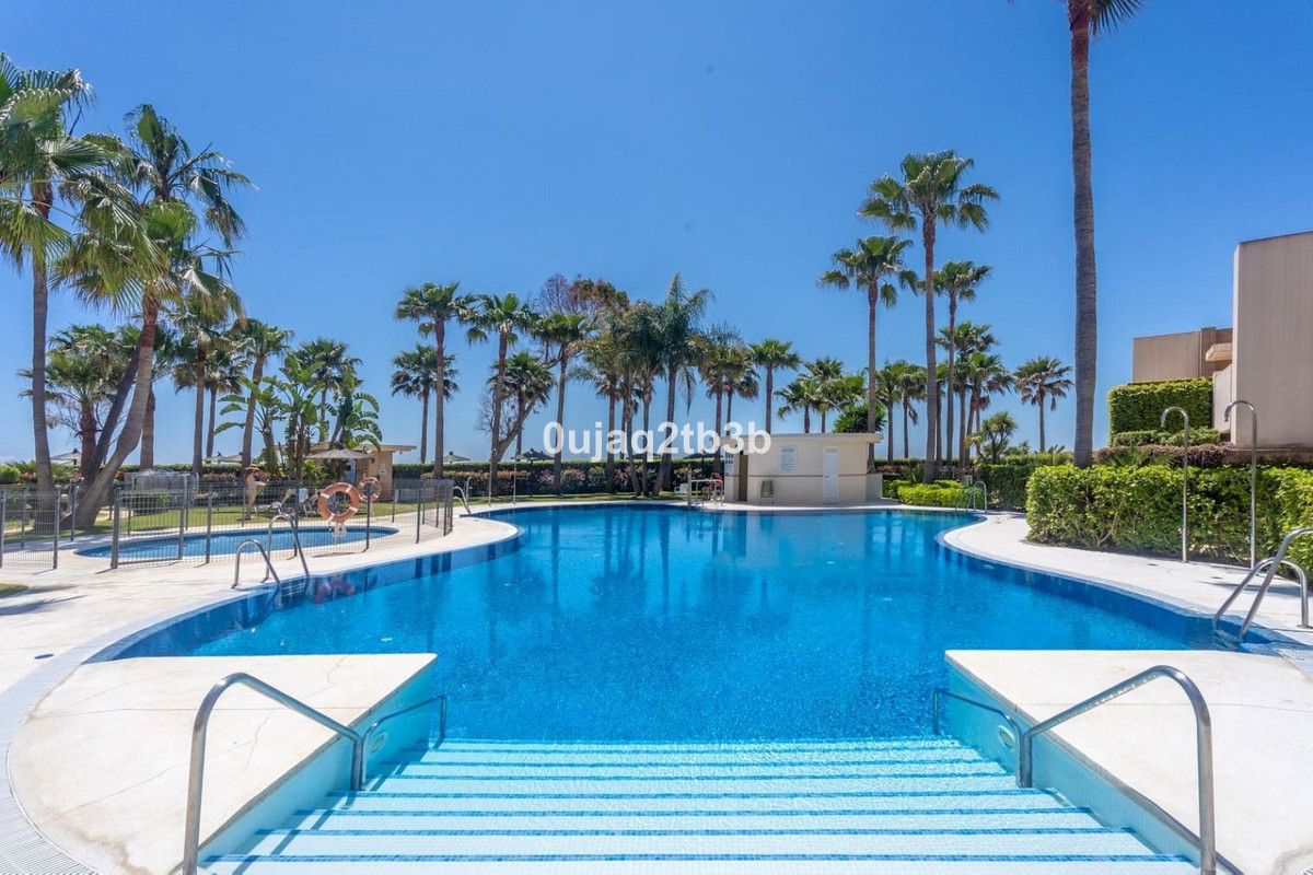 2 Bed, 2 Bath, ApartmentFor Sale, Estepona, Malaga