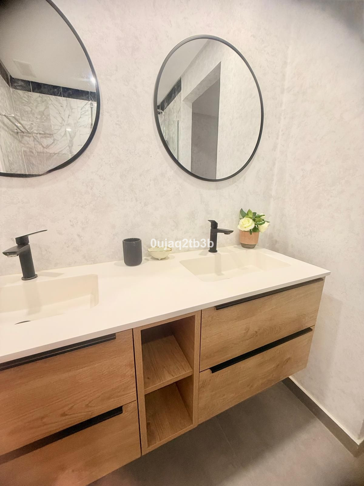 2 Bed, 2 Bath, ApartmentFor Sale, Nagüeles, Malaga