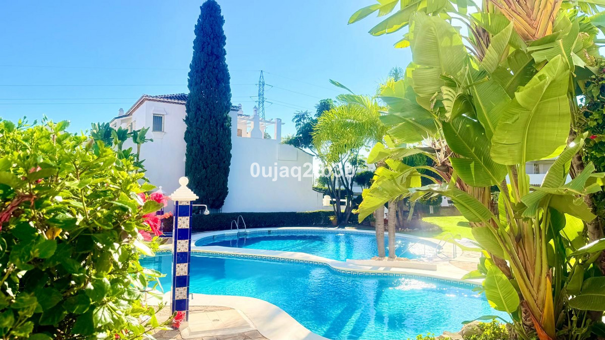 2 Bed, 2 Bath, ApartmentFor Sale, Nagüeles, Malaga