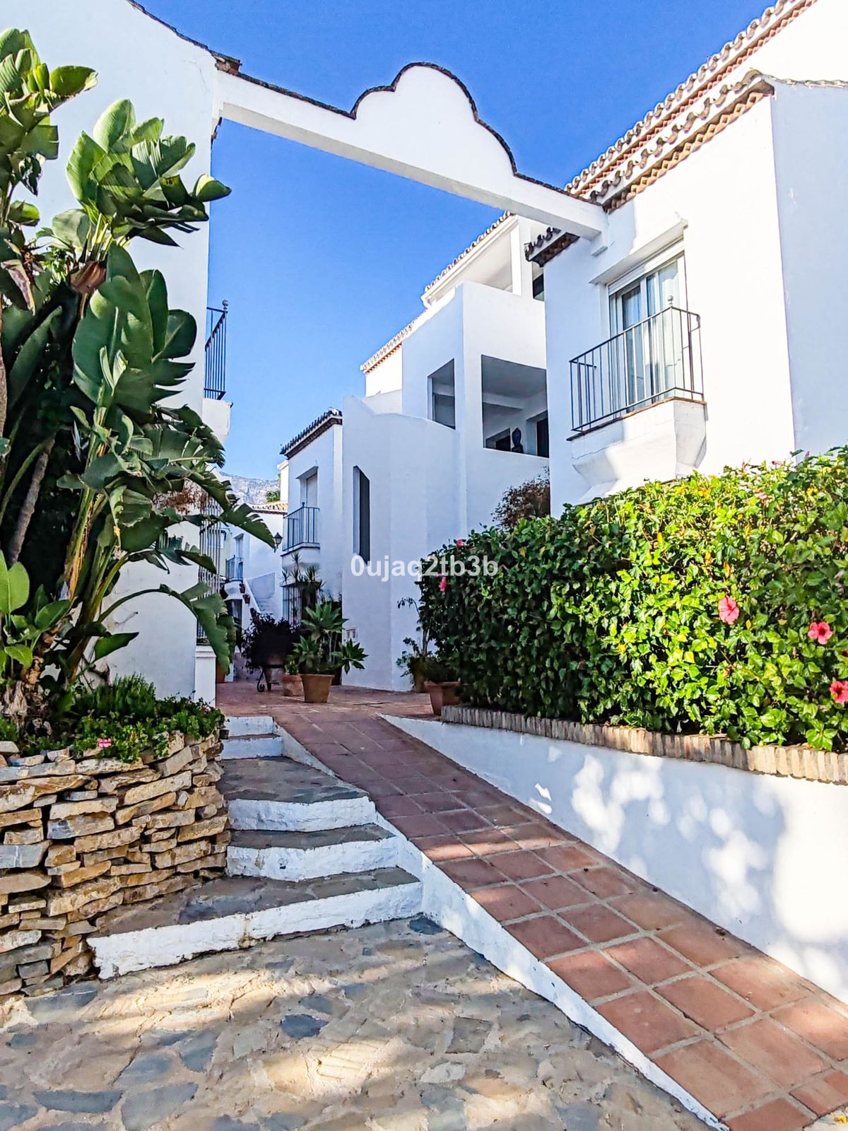 2 Bed, 2 Bath, ApartmentFor Sale, Nagüeles, Malaga