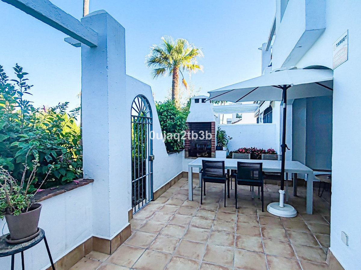 2 Bed, 2 Bath, ApartmentFor Sale, Nagüeles, Malaga