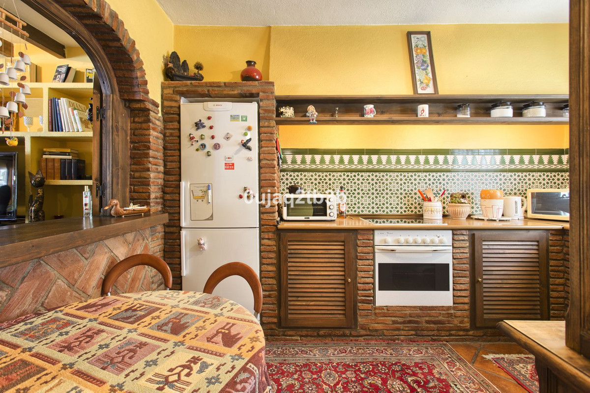 3 Bed, 3 Bath, HouseFor Sale, Benahavis, Malaga 3 Bed, 3 Bath, HouseFor Sale, Benahavis, Malaga