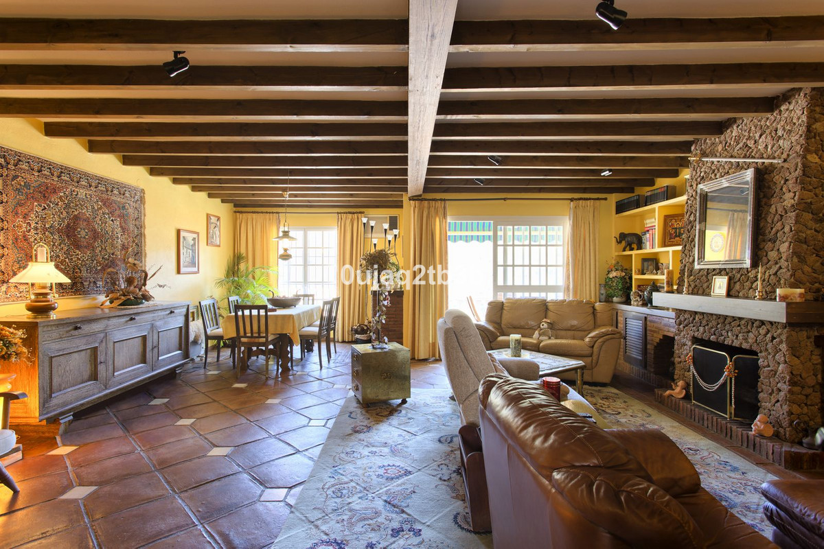 3 Bed, 3 Bath, HouseFor Sale, Benahavis, Malaga