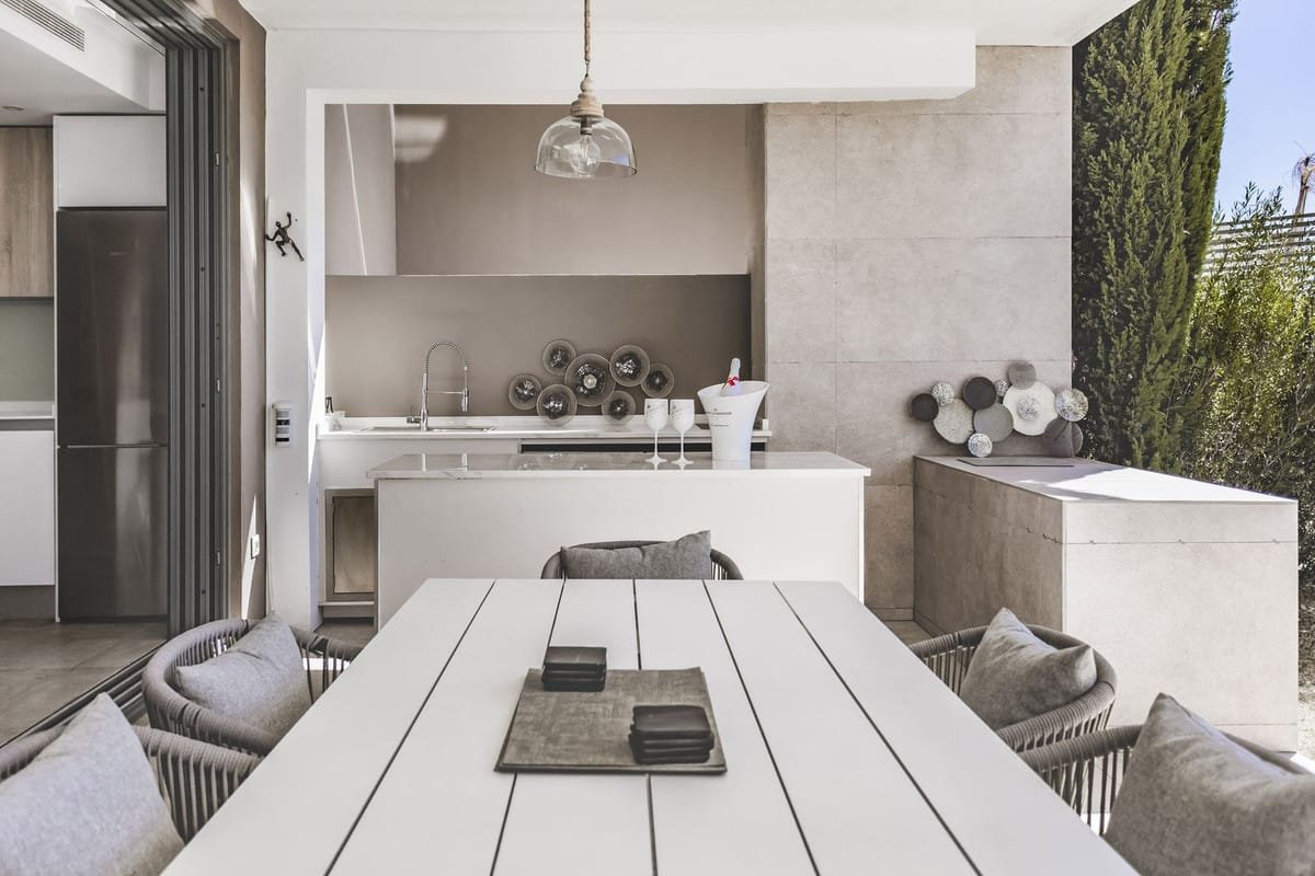 2 Bed, 2 Bath, ApartmentFor Sale, Estepona, Malaga