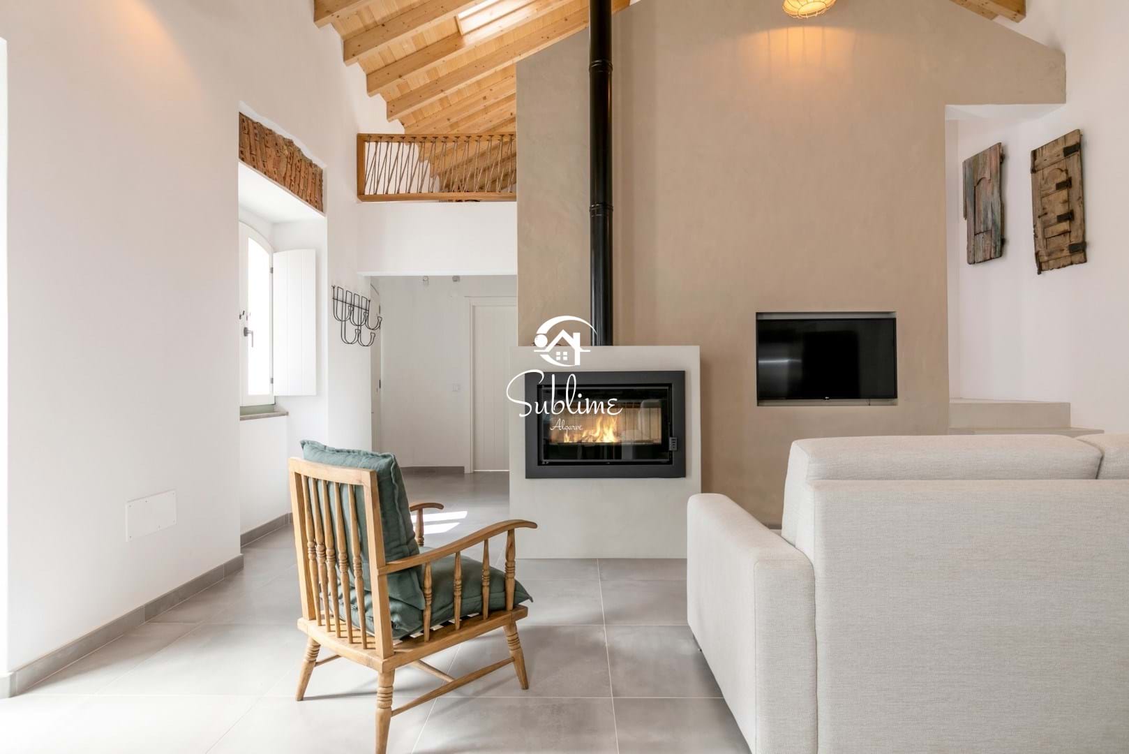 2 Bed, 3 Bath, HouseFor Sale, Vila do Bispo, Faro, 8650-013