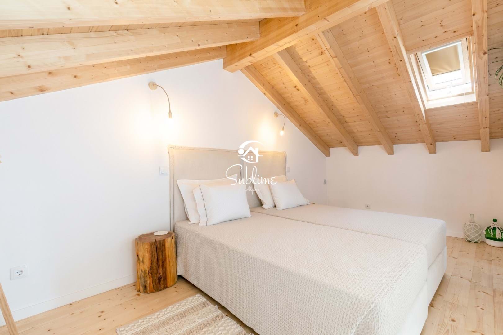 2 Bed, 3 Bath, HouseFor Sale, Vila do Bispo, Faro, 8650-013