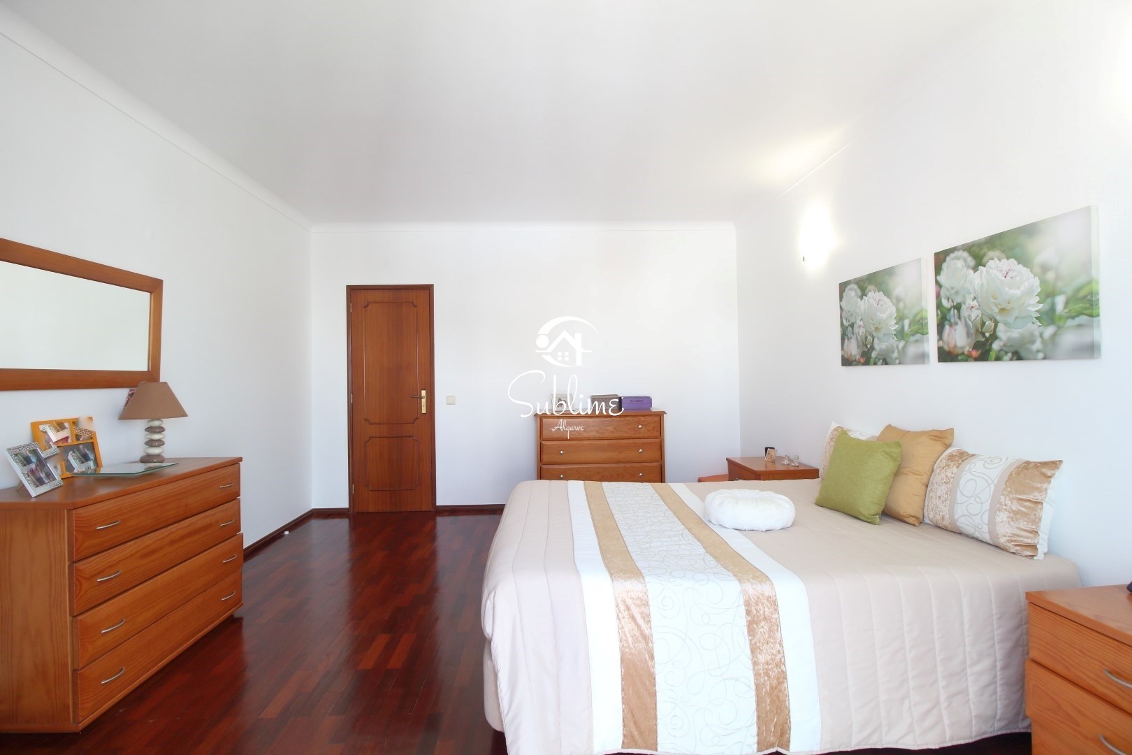 4 Bed, 3 Bath, HouseFor Sale, Lagos, Faro, 8600-536