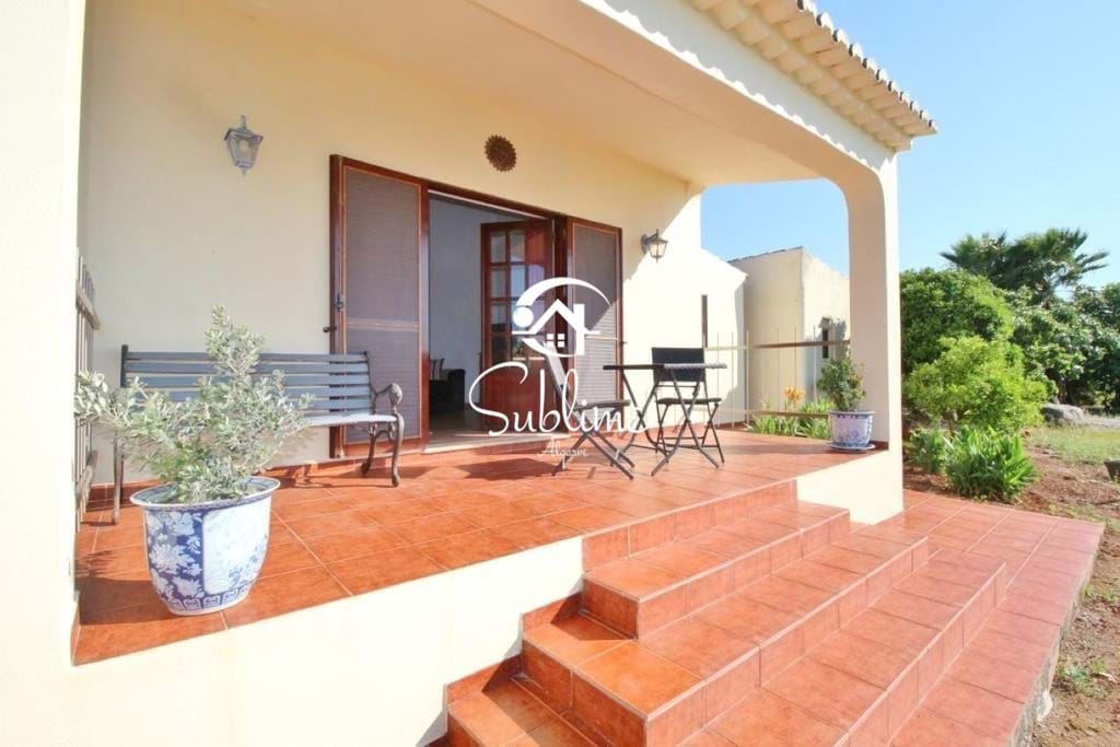 9 Bed, 3 Bath, HouseFor Sale, Praia da Luz, Lagos, Faro, 8600-109