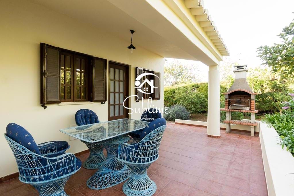 9 Bed, 3 Bath, HouseFor Sale, Praia da Luz, Lagos, Faro, 8600-109