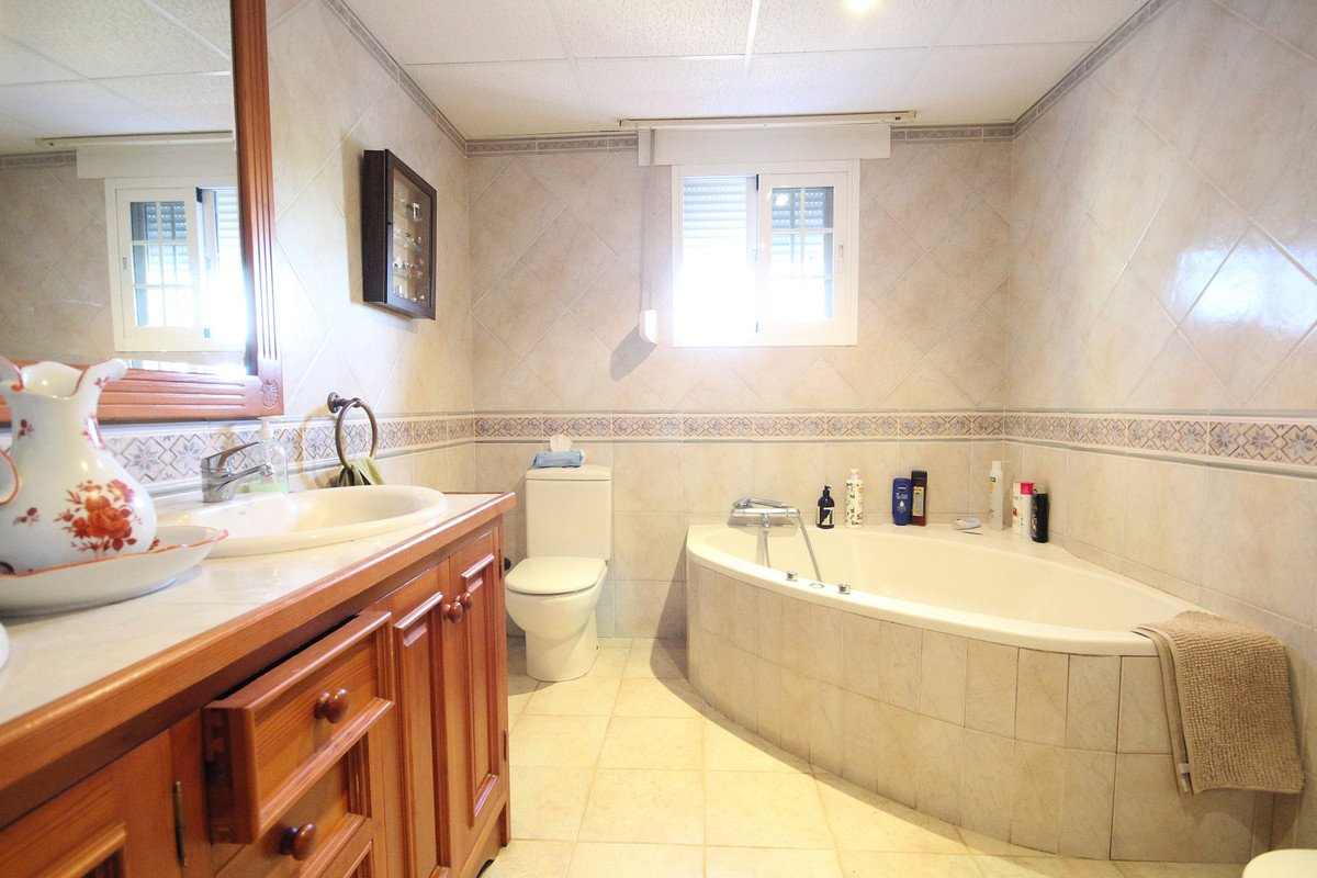 Commercial Property, For Sale