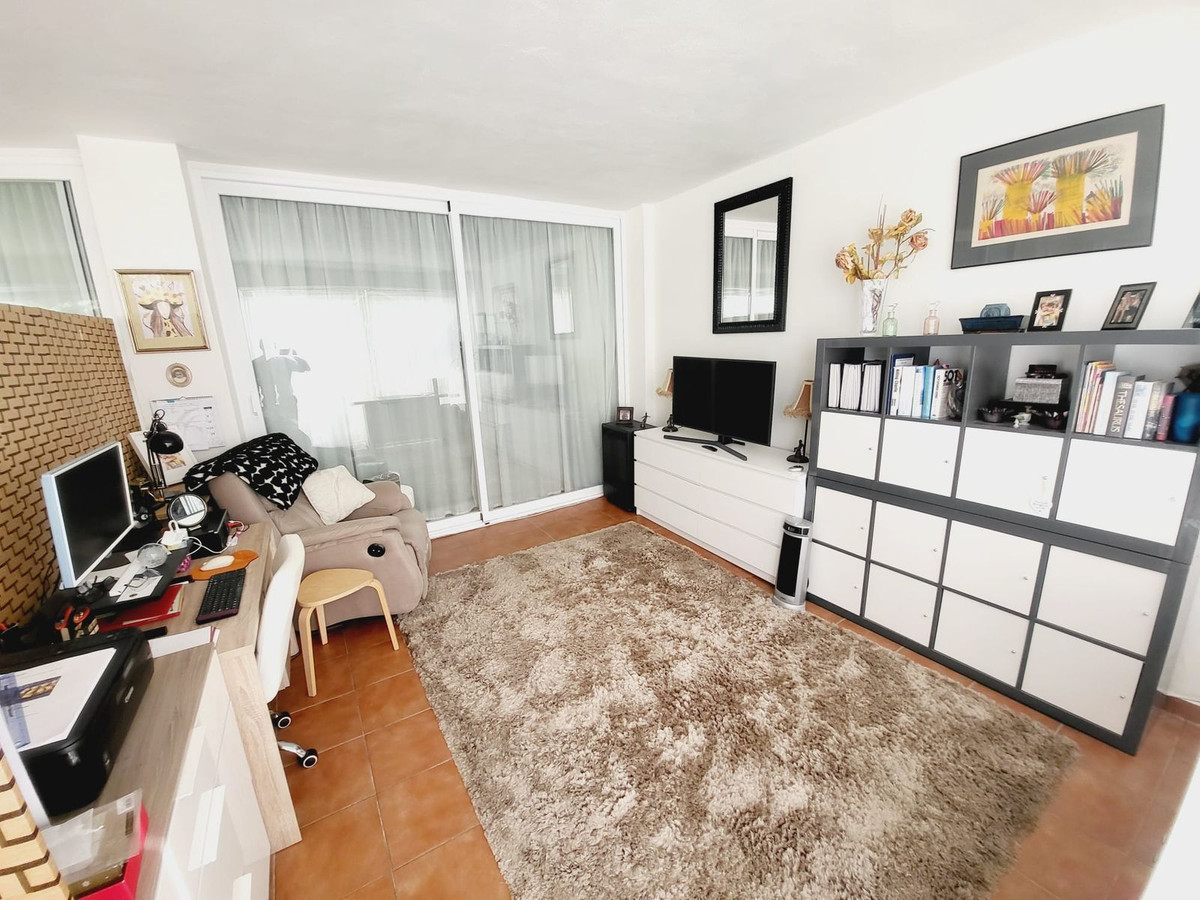 2 Bed, 2 Bath, ApartmentFor Sale, Riviera Del Sol, Malaga