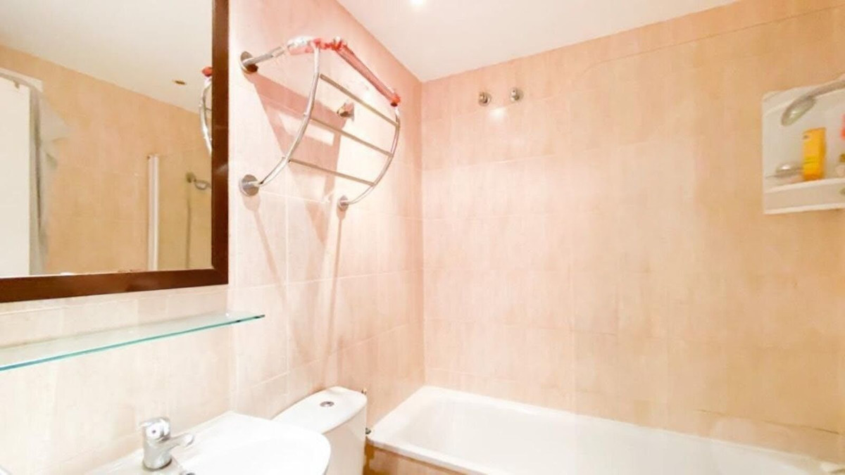 2 Bed, 2 Bath, ApartmentFor Sale, Calahonda, Malaga