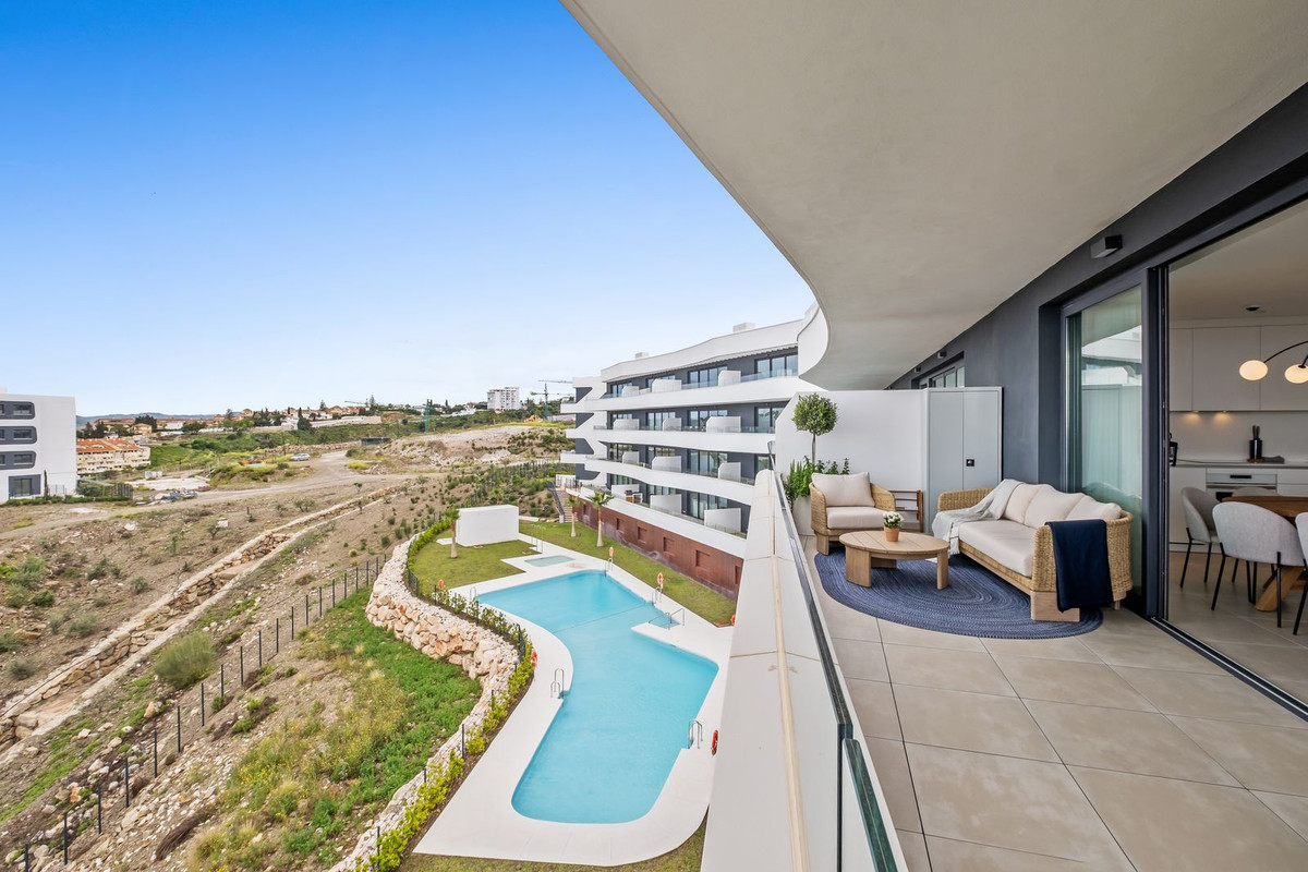 2 Bed, 2 Bath, ApartmentFor Sale, Fuengirola, Malaga