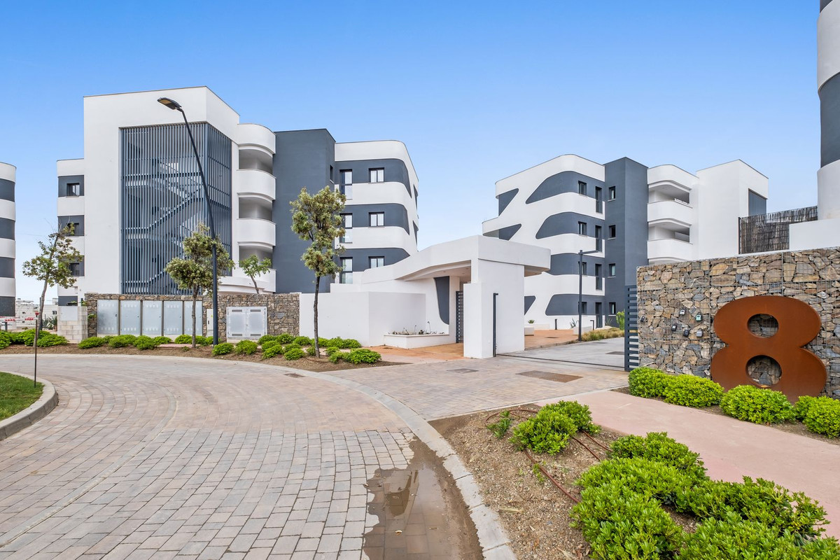 2 Bed, 2 Bath, ApartmentFor Sale, Fuengirola, Malaga