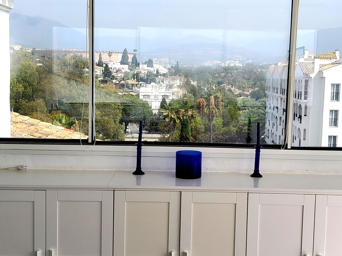 3 Bed, 3 Bath, ApartmentFor Sale, Puerto Banus, Malaga