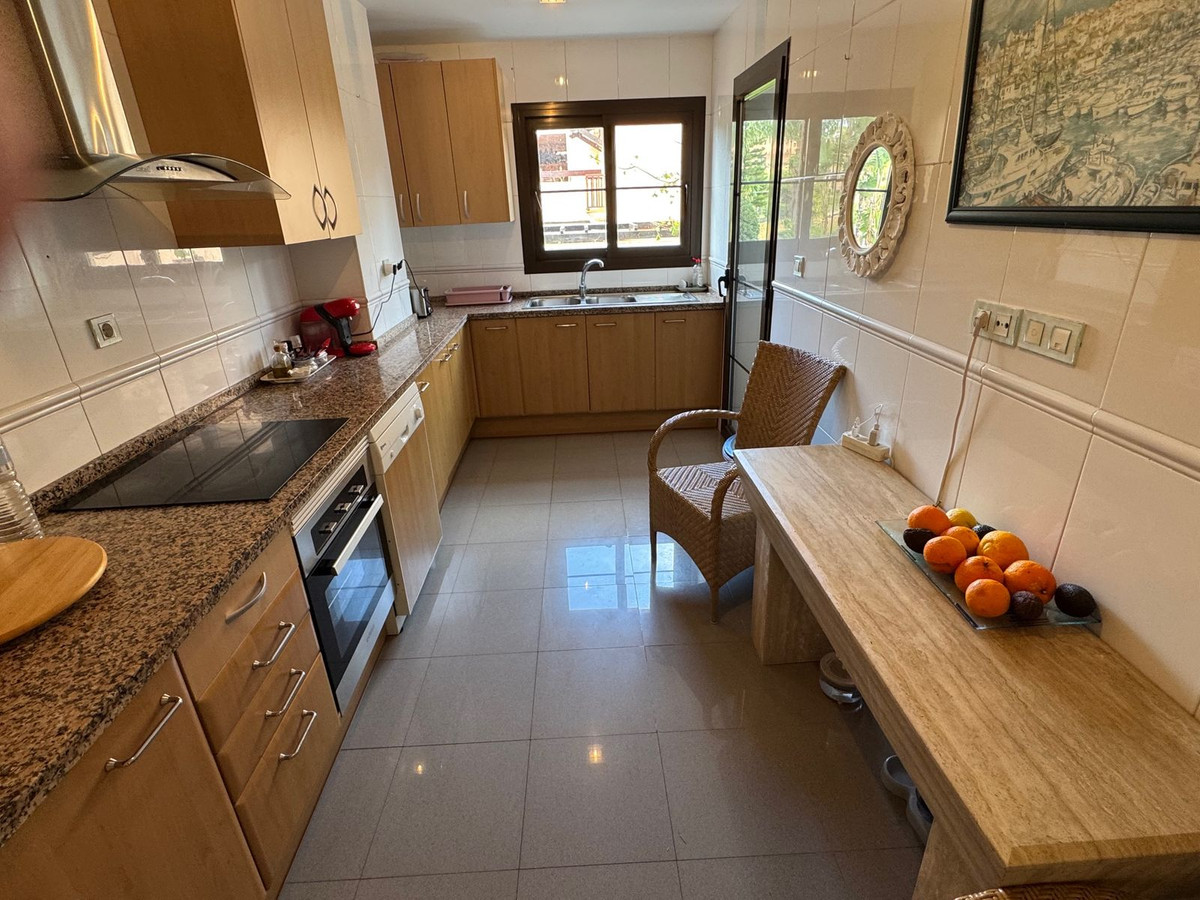 4 Bed, 3 Bath, ApartmentFor Sale, Hacienda del Sol, Malaga