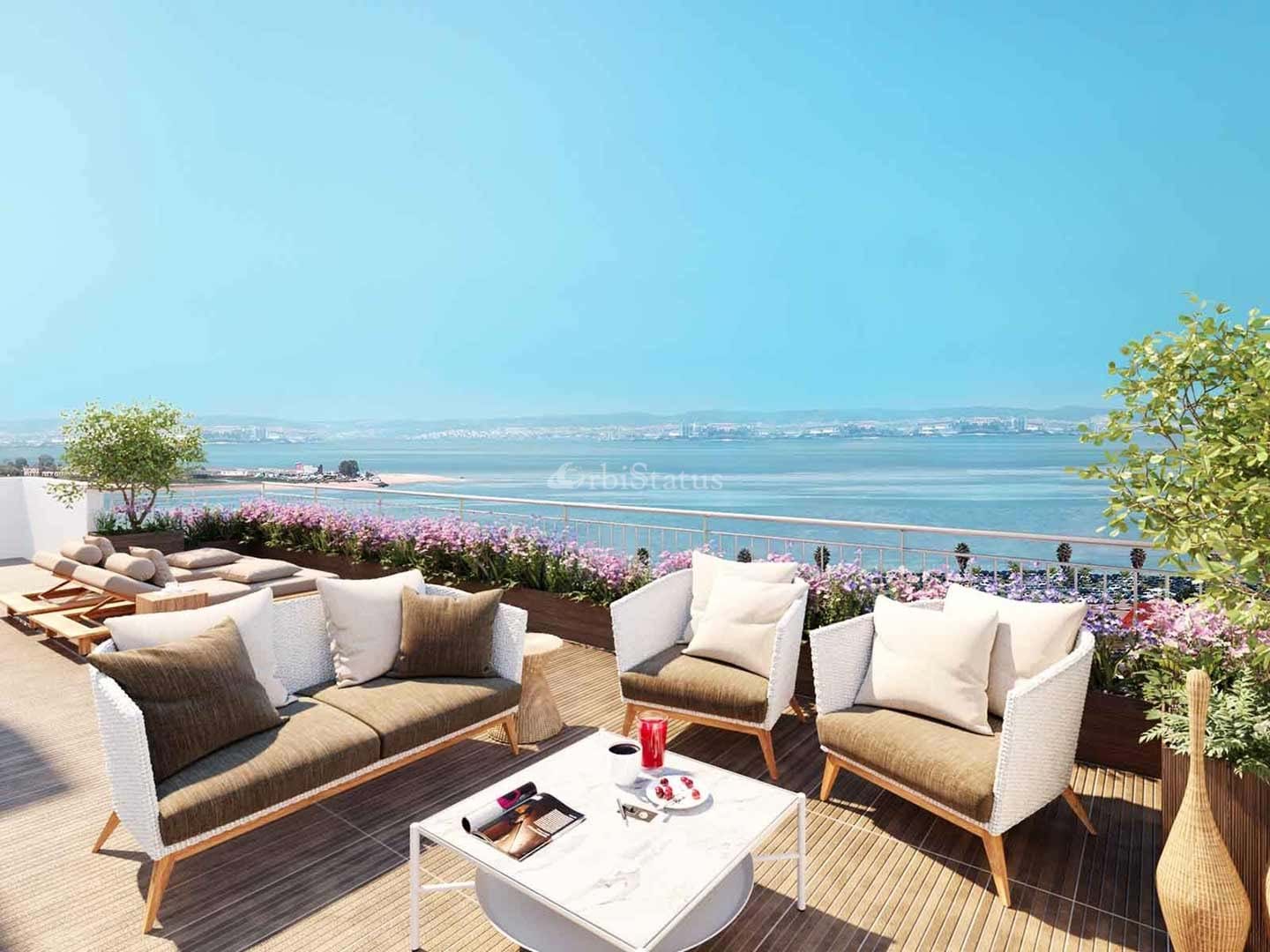 4 Bed, 3 Bath, ApartmentFor Sale, Seixal, Setubal, 2840-627