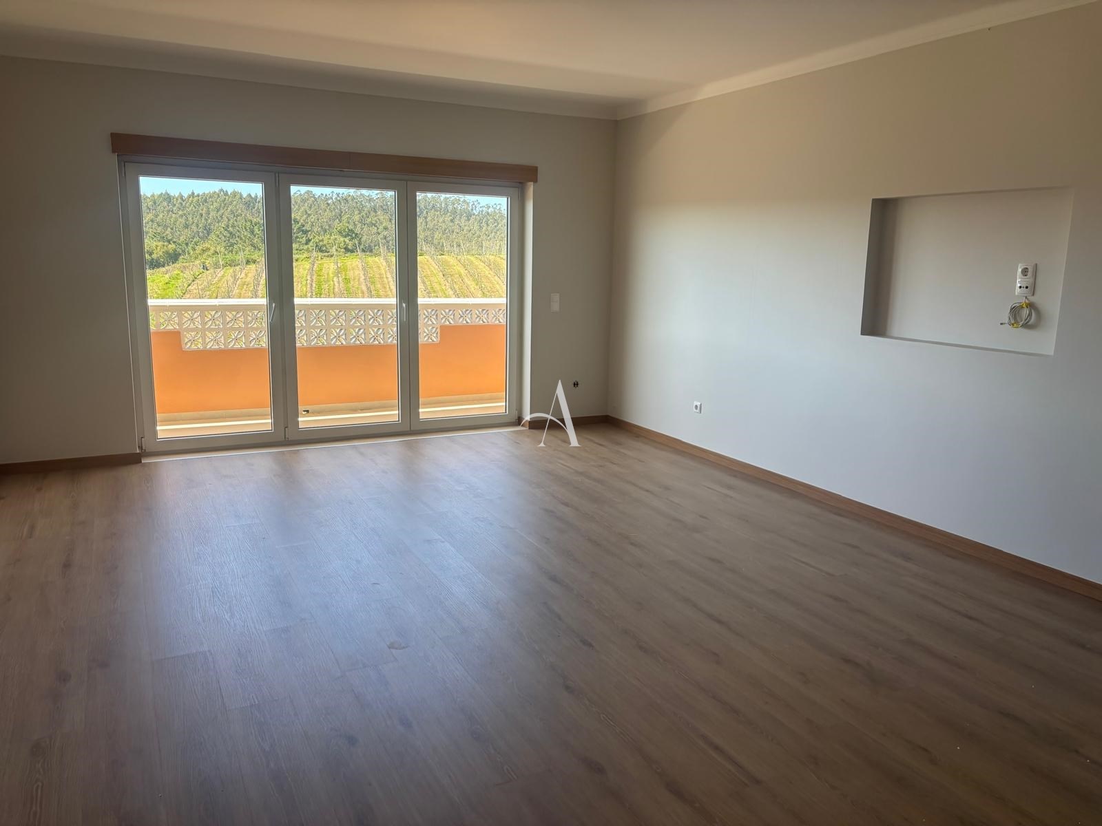 3 Bed, 3 Bath, HouseFor Sale, Caldas da Rainha, Leiria