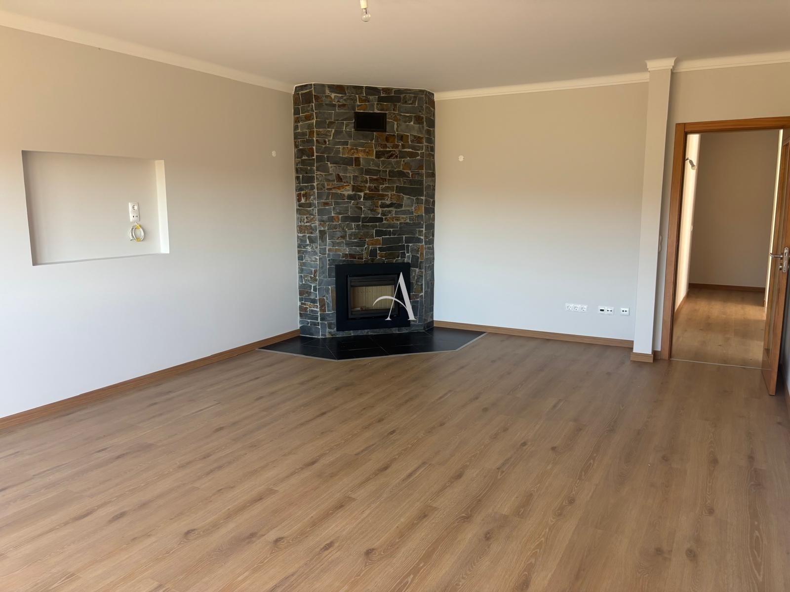 3 Bed, 3 Bath, HouseFor Sale, Caldas da Rainha, Leiria