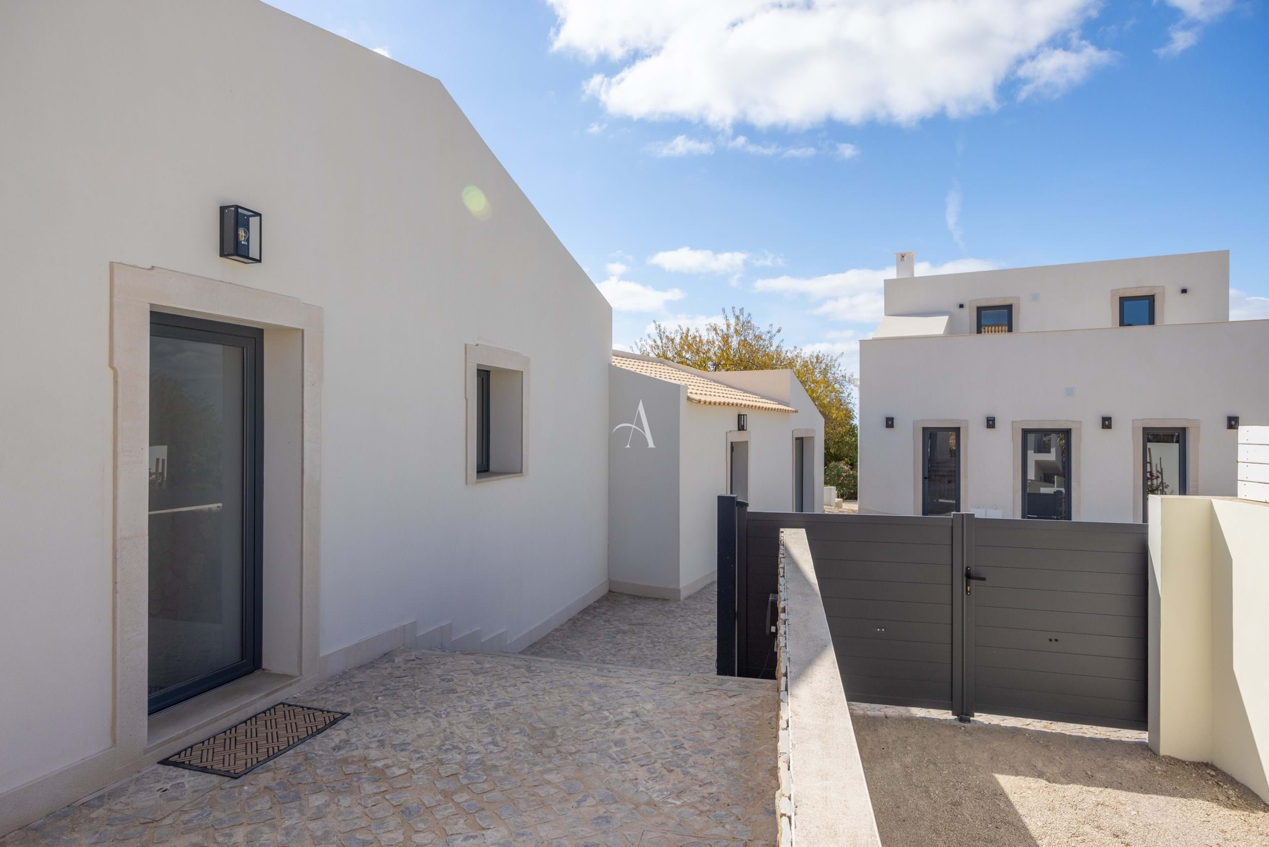 6 Bed, 6 Bath, HouseFor Sale, Faro, Faro, 8005-431