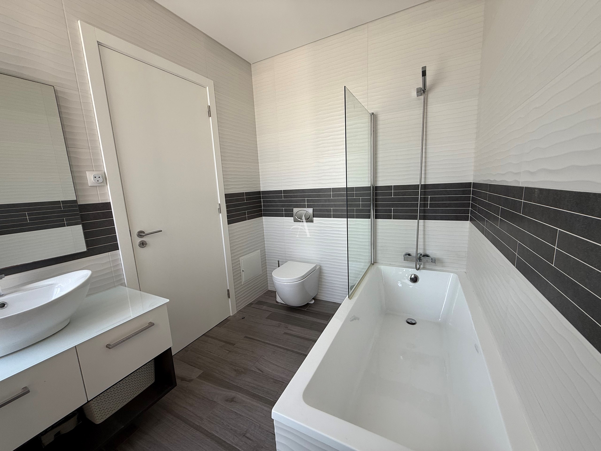 4 Bed, 3 Bath, HouseFor Sale, Salir Do Porto, Caldas da Rainha, Leiria