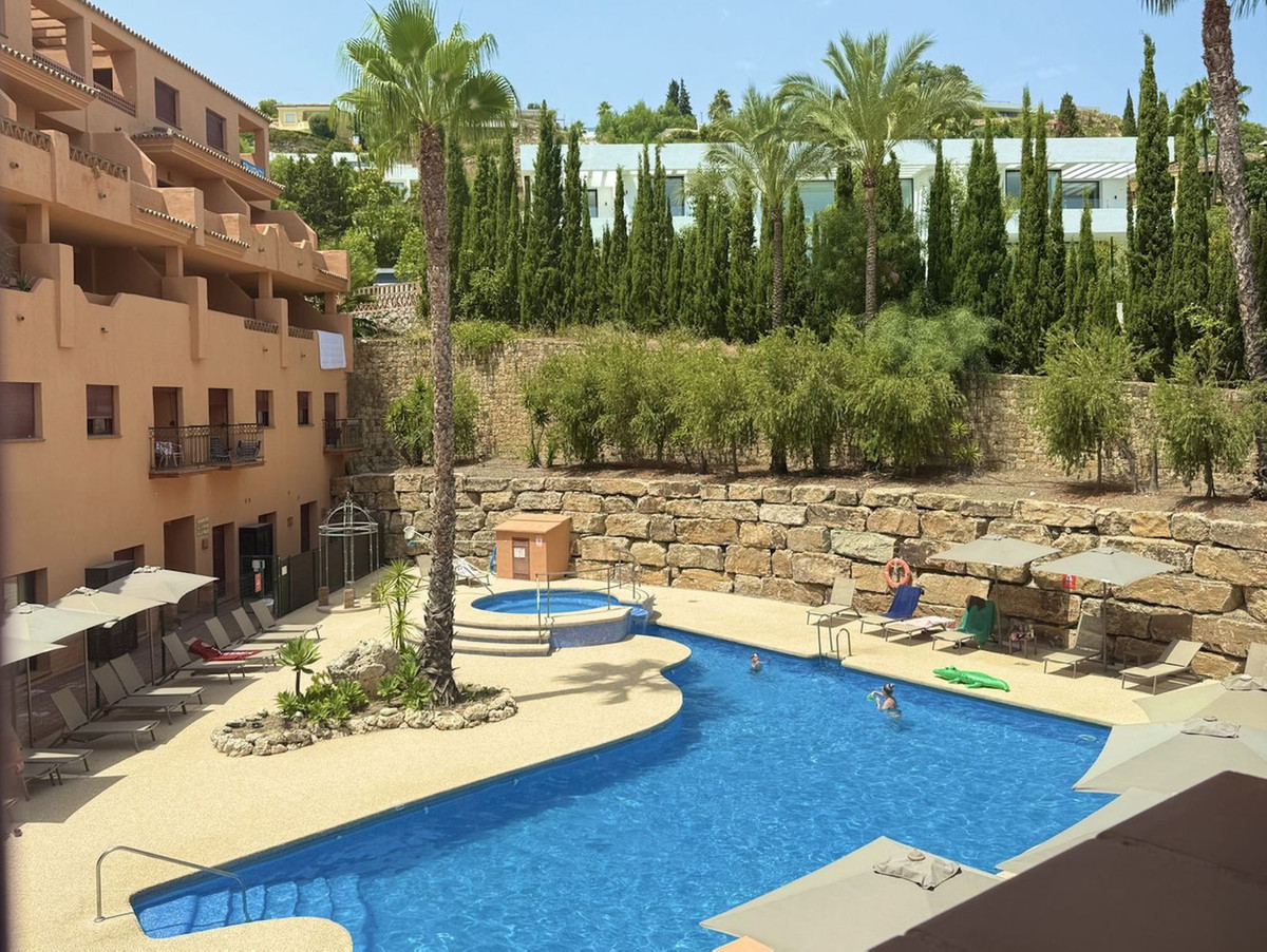2 Bed, 2 Bath, ApartmentFor Sale, Benahavis, Malaga
