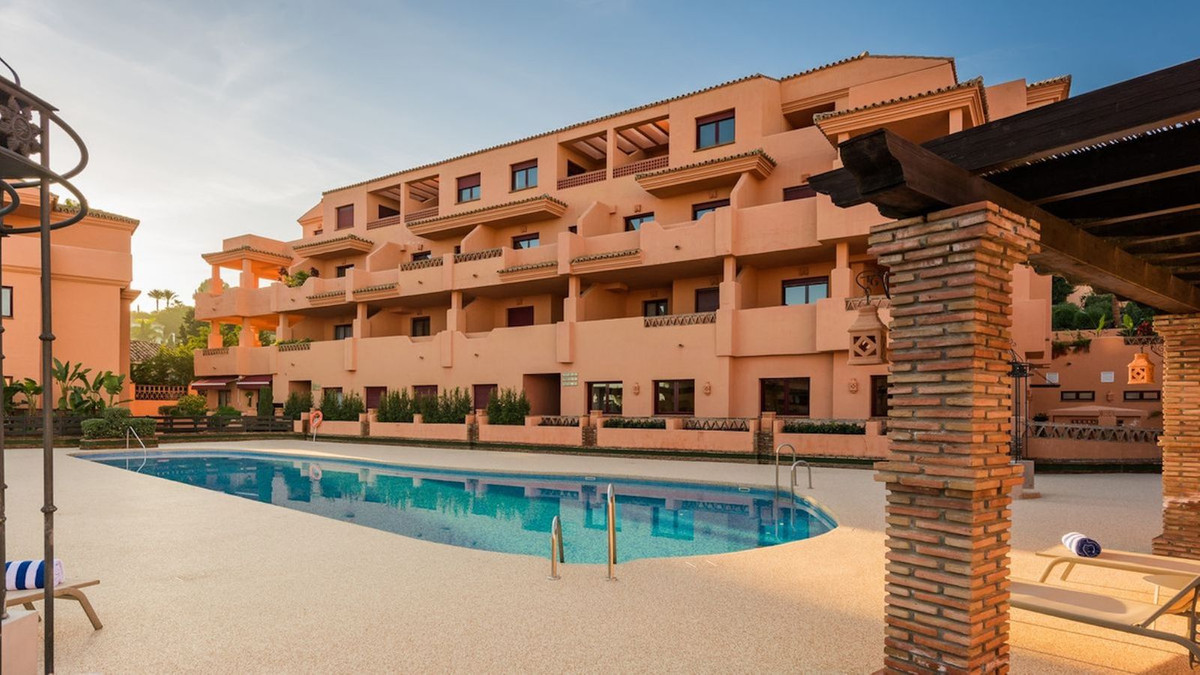 2 Bed, 2 Bath, ApartmentFor Sale, Benahavis, Malaga