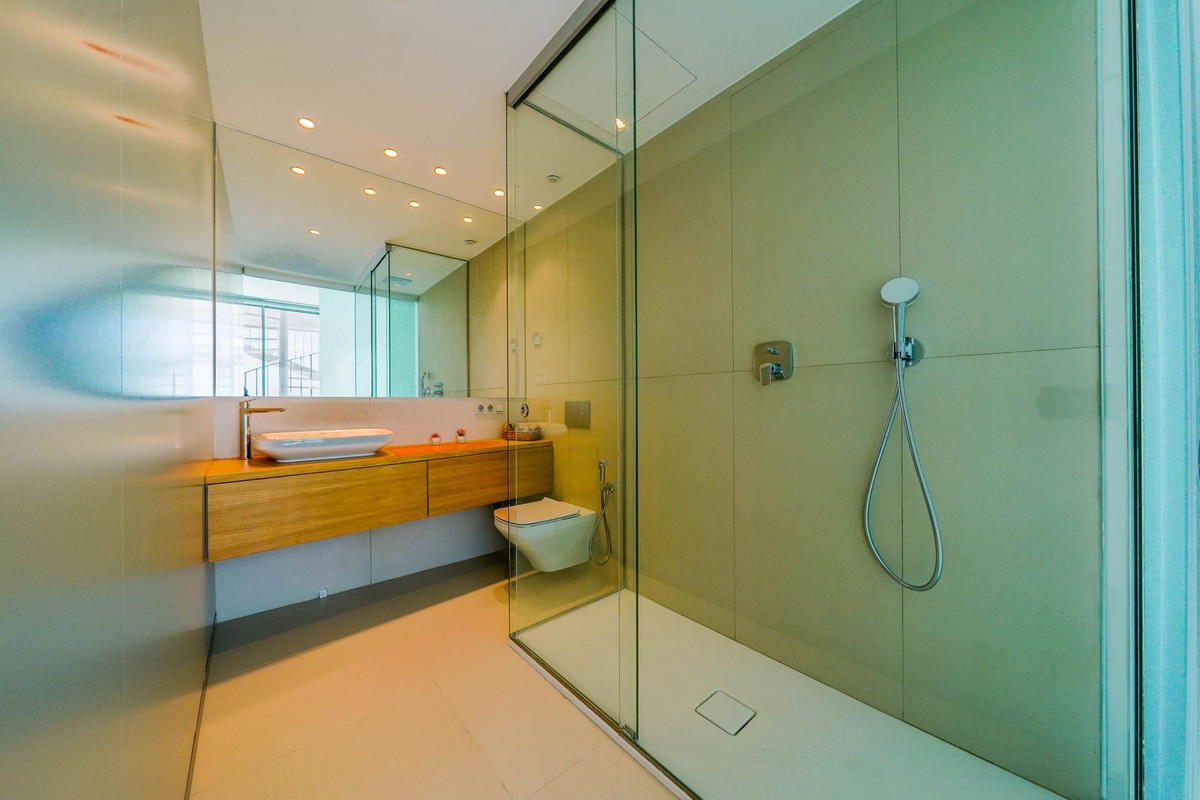 2 Bed, 2 Bath, ApartmentFor Sale, Higueron, Malaga