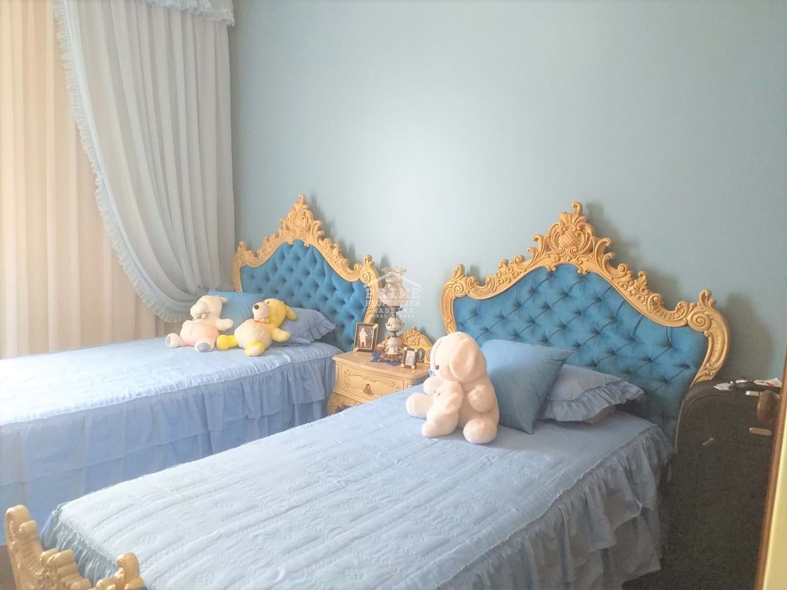 5 Bed, 4 Bath, HouseFor Sale, Funchal, Ilha da Madeira, 9000-100