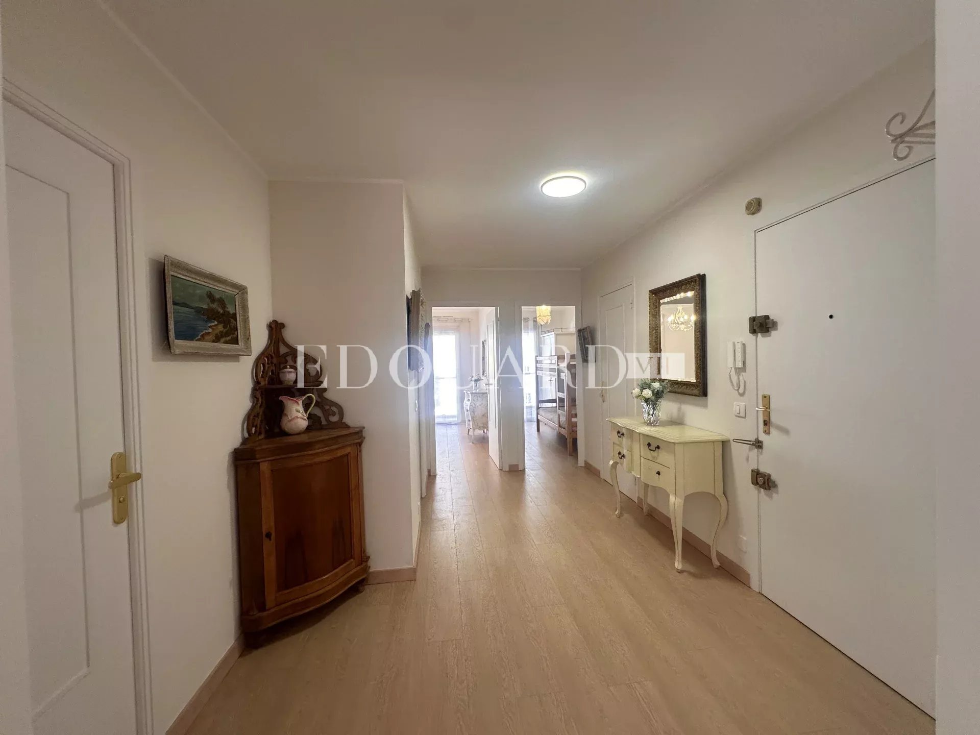 2 Bed, 1 Bath, ApartmentFor Sale, Menton, Alpes-Maritimes