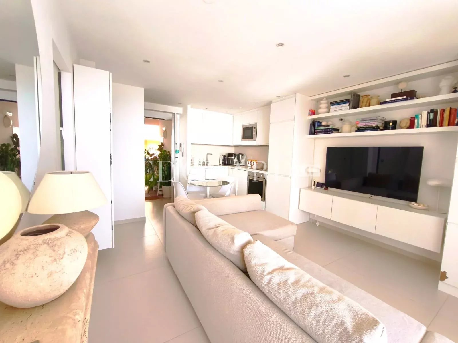 1 Bed, 1 Bath, ApartmentFor Sale, Menton, Alpes-Maritimes