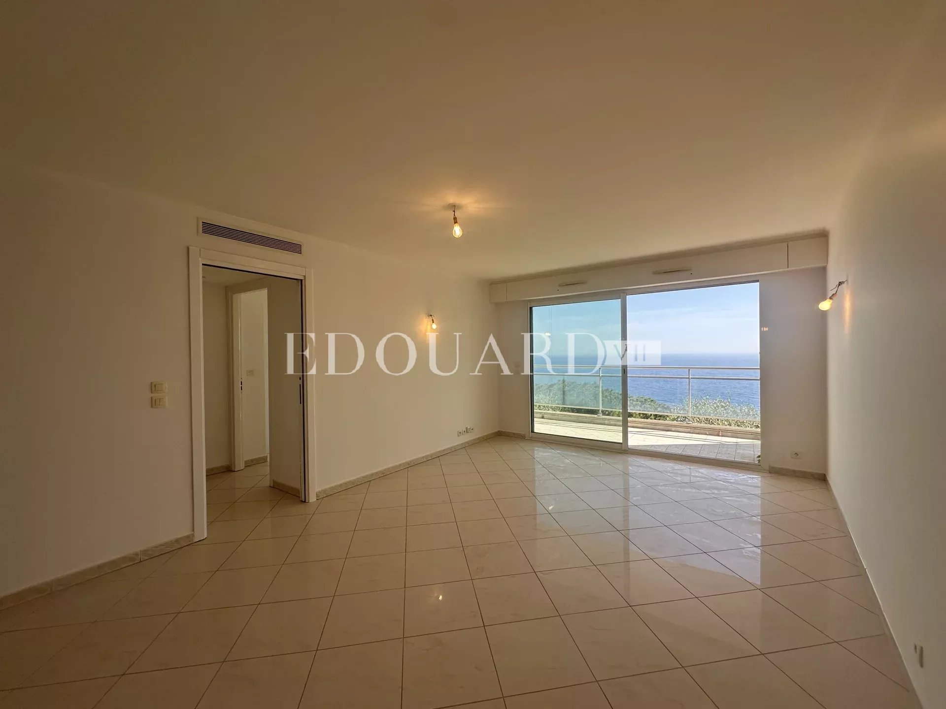 2 Bed, 1 Bath, ApartmentFor Sale, Cap-d'Ail, Alpes-Maritimes