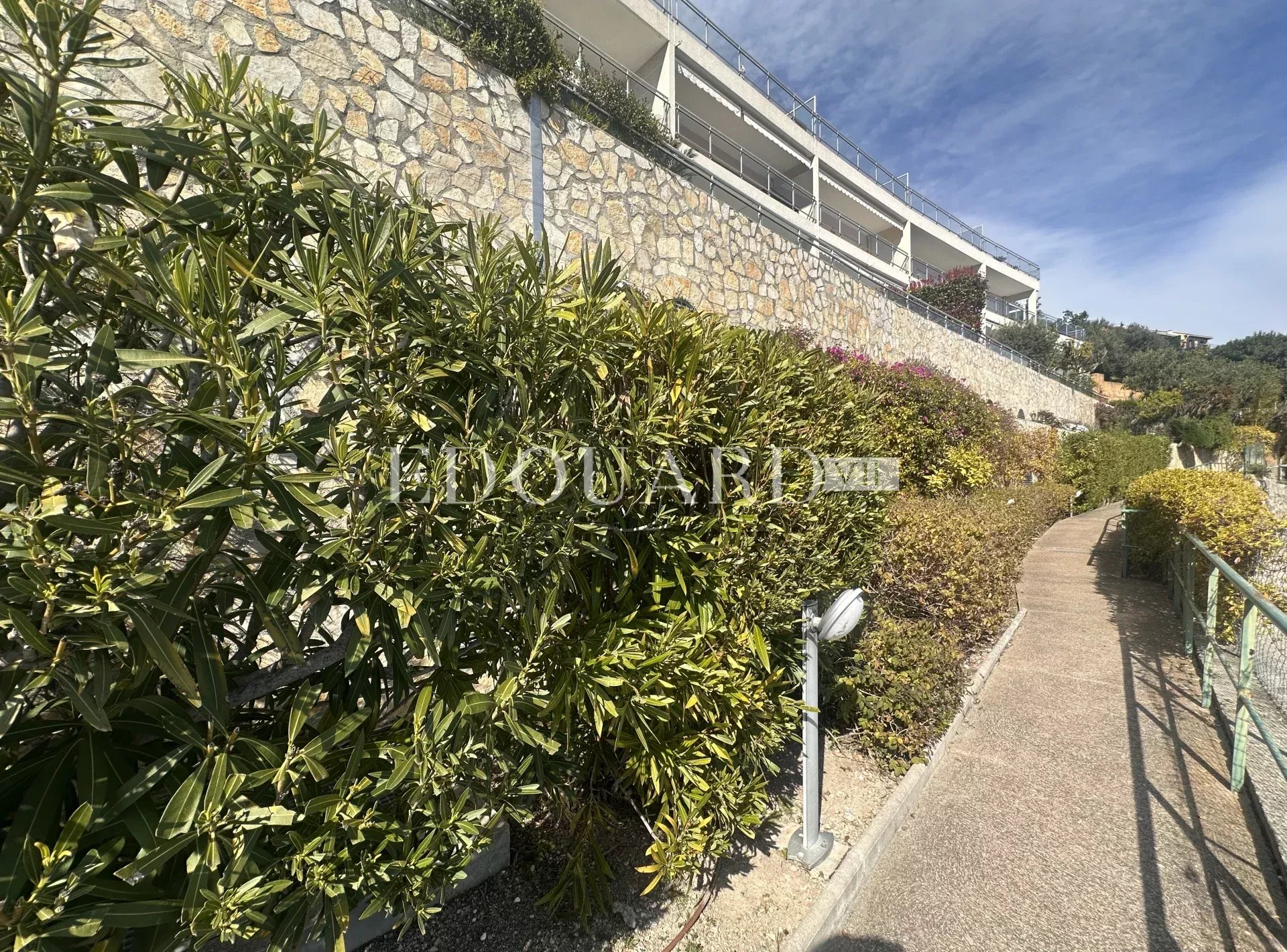 2 Bed, 1 Bath, ApartmentFor Sale, Cap-d'Ail, Alpes-Maritimes