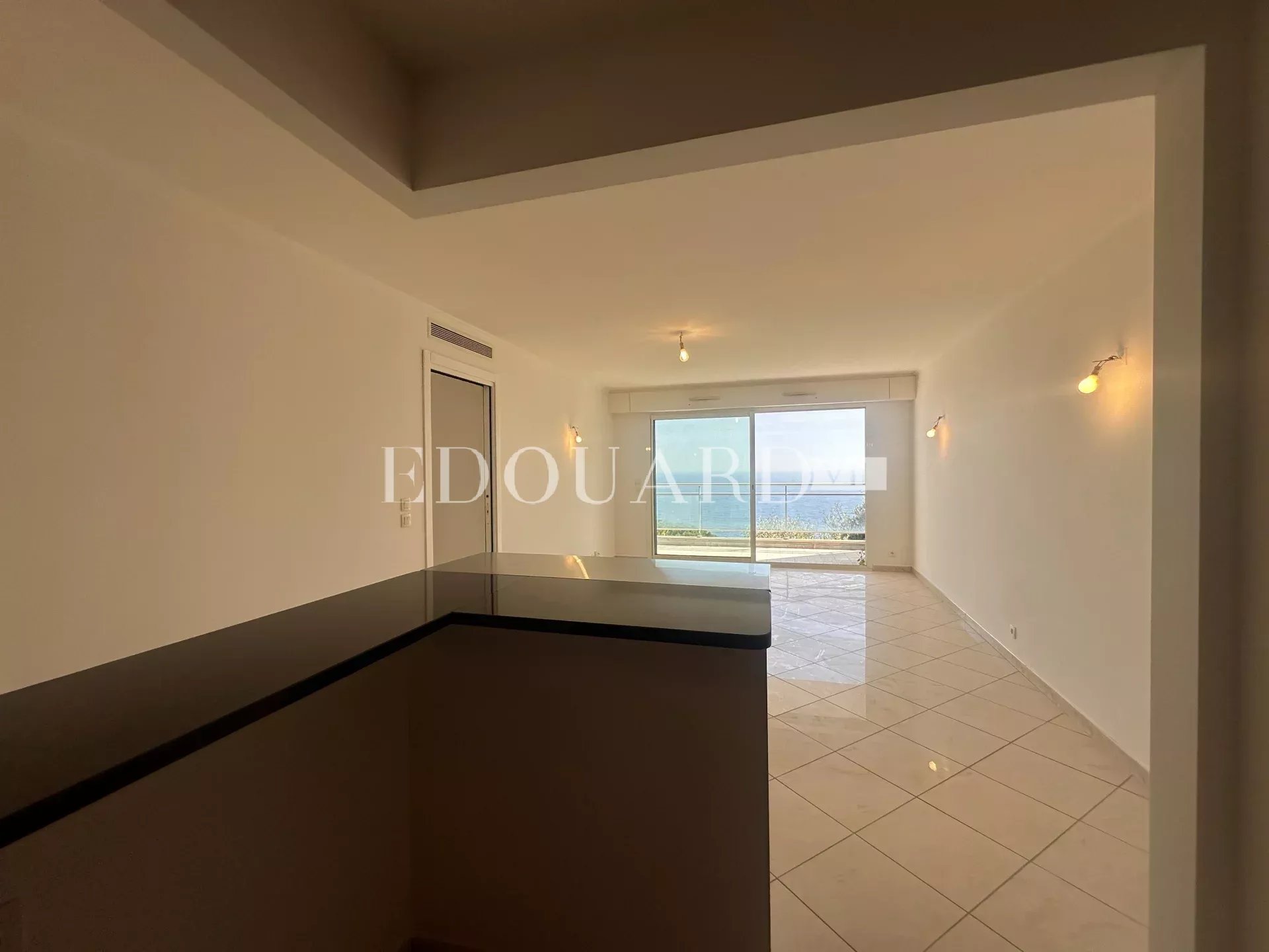 2 Bed, 1 Bath, ApartmentFor Sale, Cap-d'Ail, Alpes-Maritimes