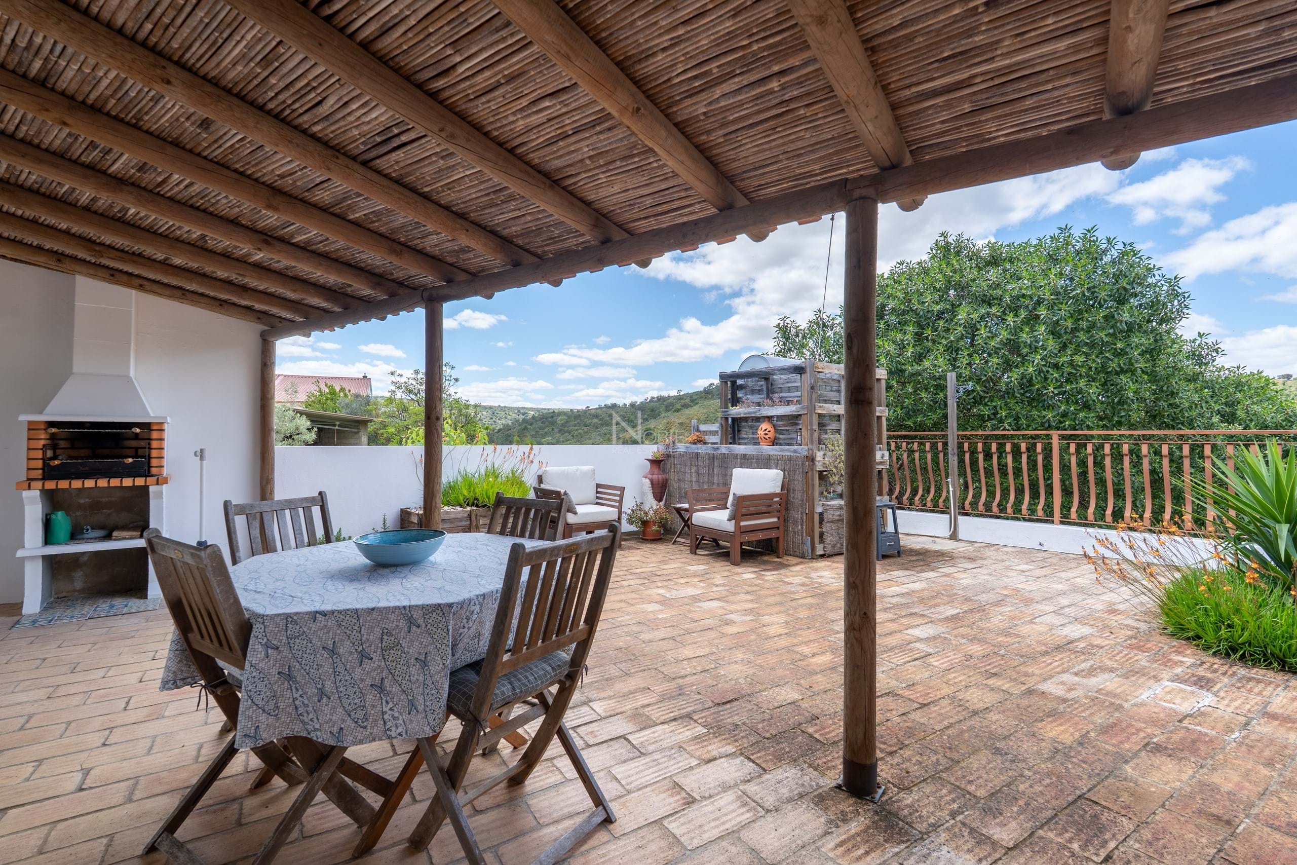 1 Bed, 1 Bath, HouseFor Sale, Loulé, Faro