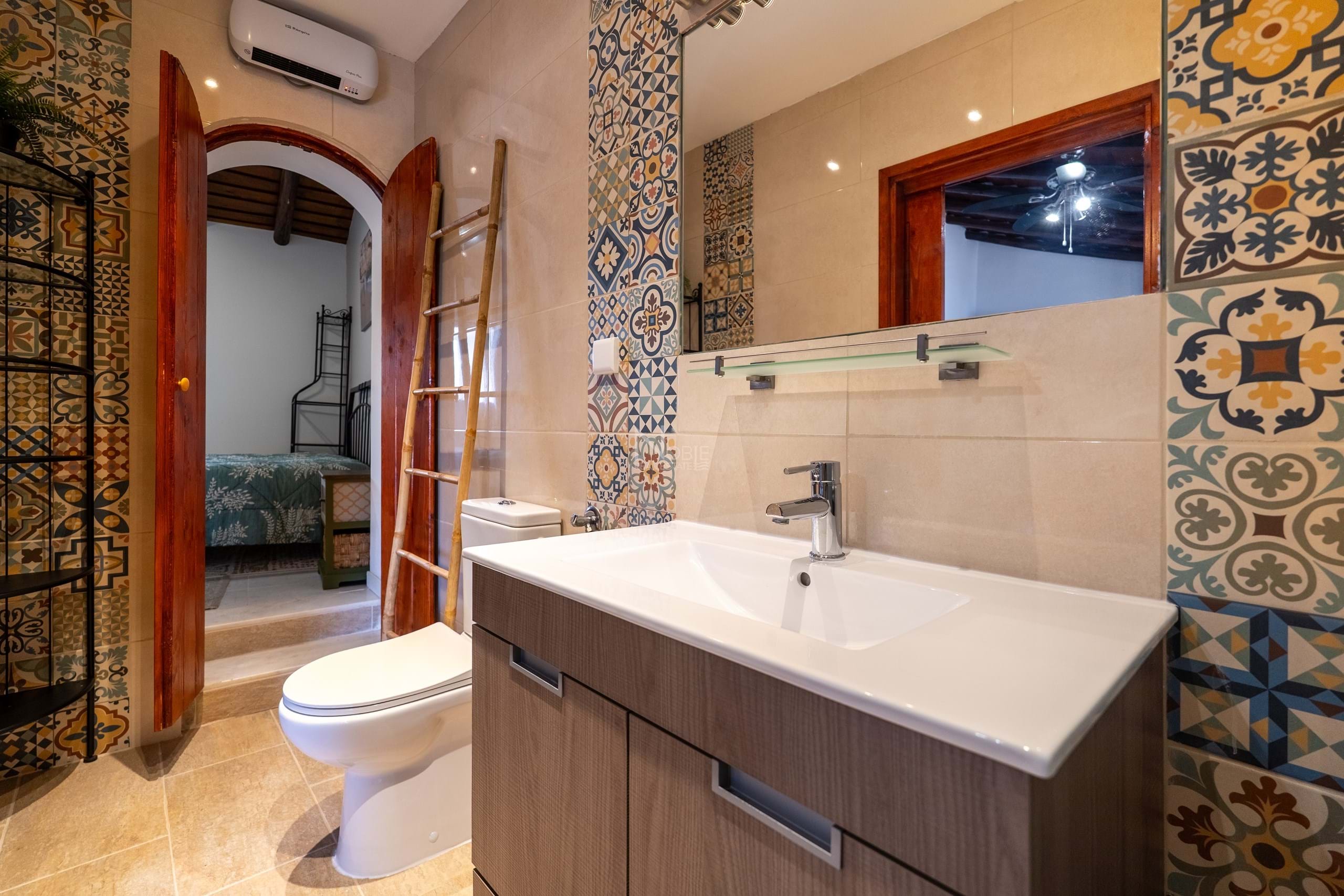 1 Bed, 1 Bath, HouseFor Sale, Loulé, Faro