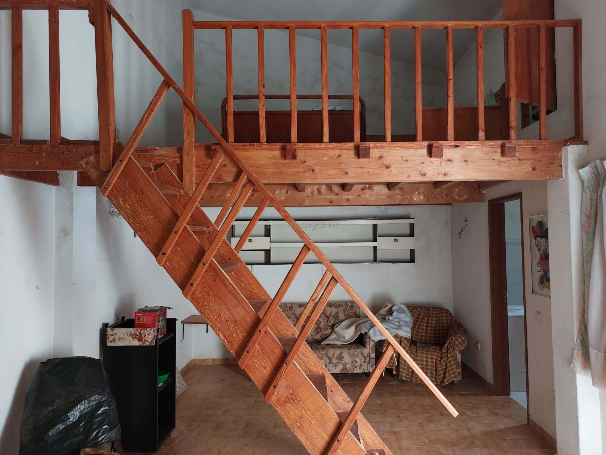 4 Bed, 1 Bath, HouseFor Sale, Lagos, Faro, 8600-250