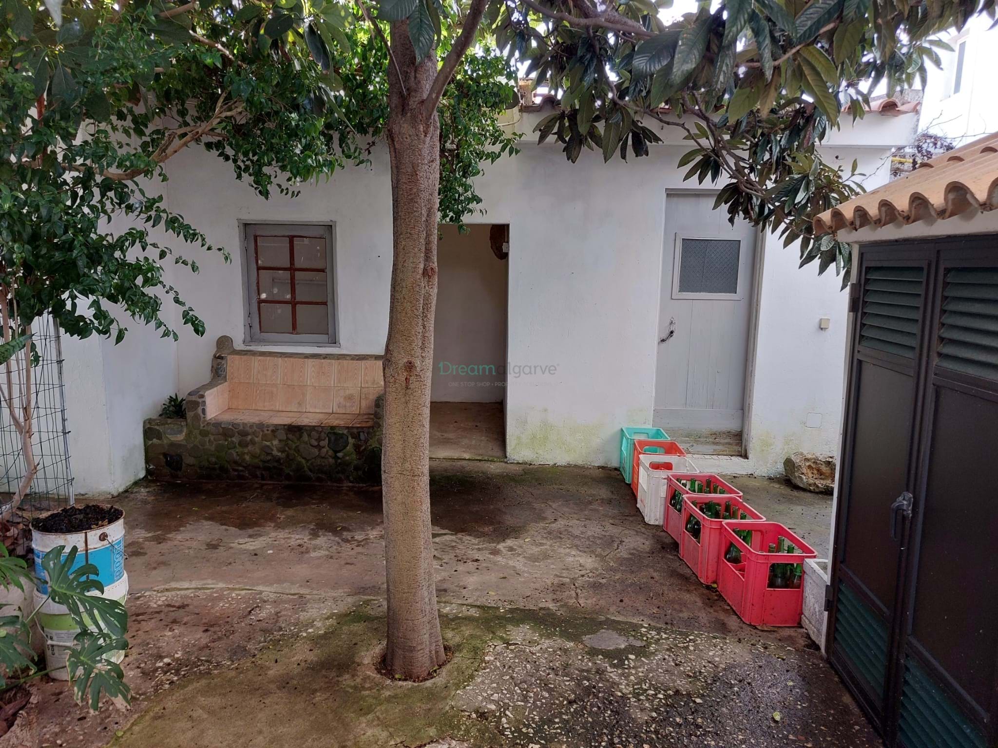 4 Bed, 1 Bath, HouseFor Sale, Lagos, Faro, 8600-250