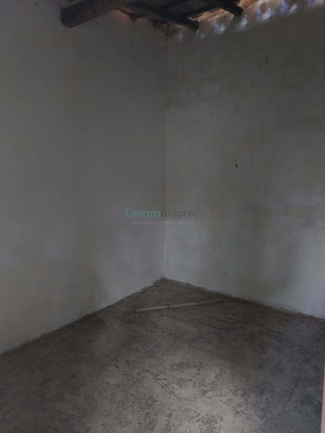 4 Bed, 1 Bath, HouseFor Sale, Lagos, Faro, 8600-250