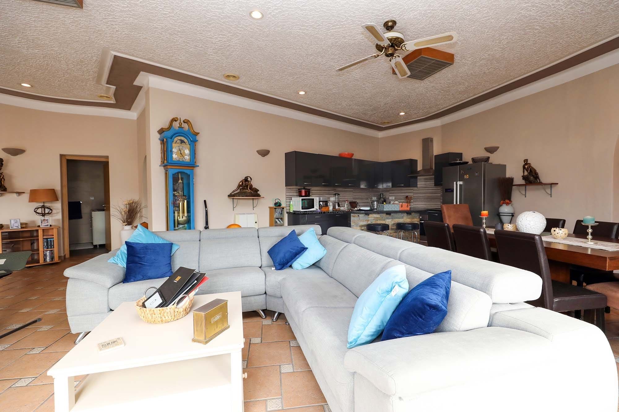 Commercial Property, For Sale