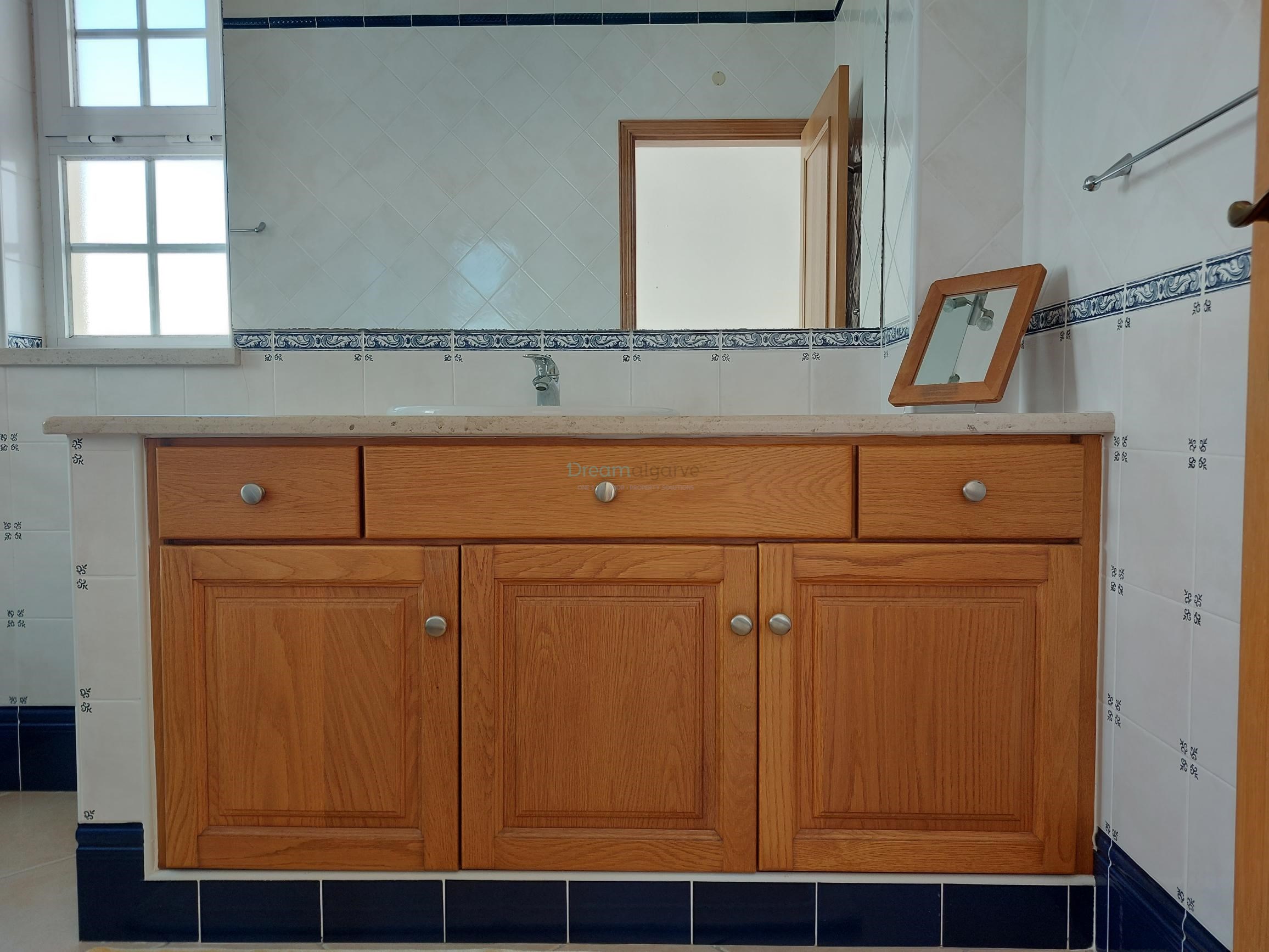 4 Bed, 3 Bath, HouseFor Sale, Lagos, Faro, 8600-282