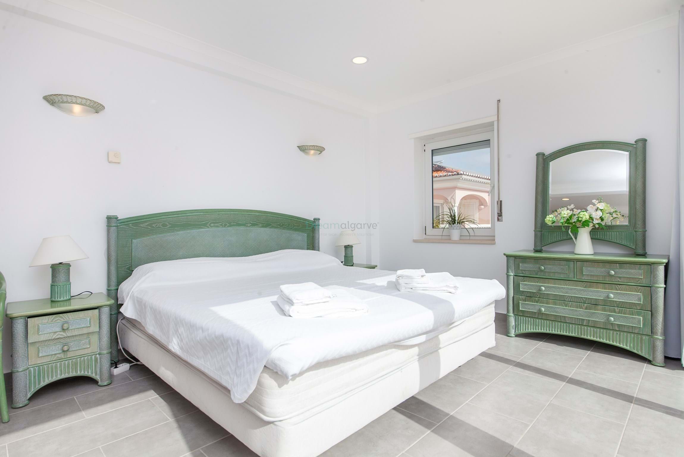 6 Bed, 4 Bath, HouseFor Sale, Lagos, Faro, 8600-250