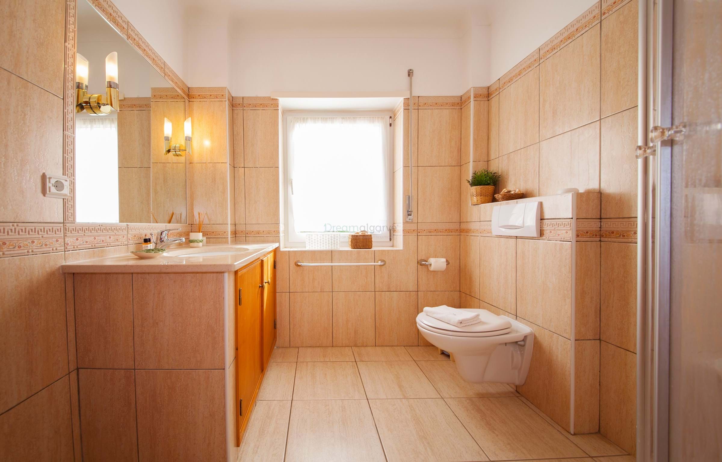 6 Bed, 4 Bath, HouseFor Sale, Lagos, Faro, 8600-250