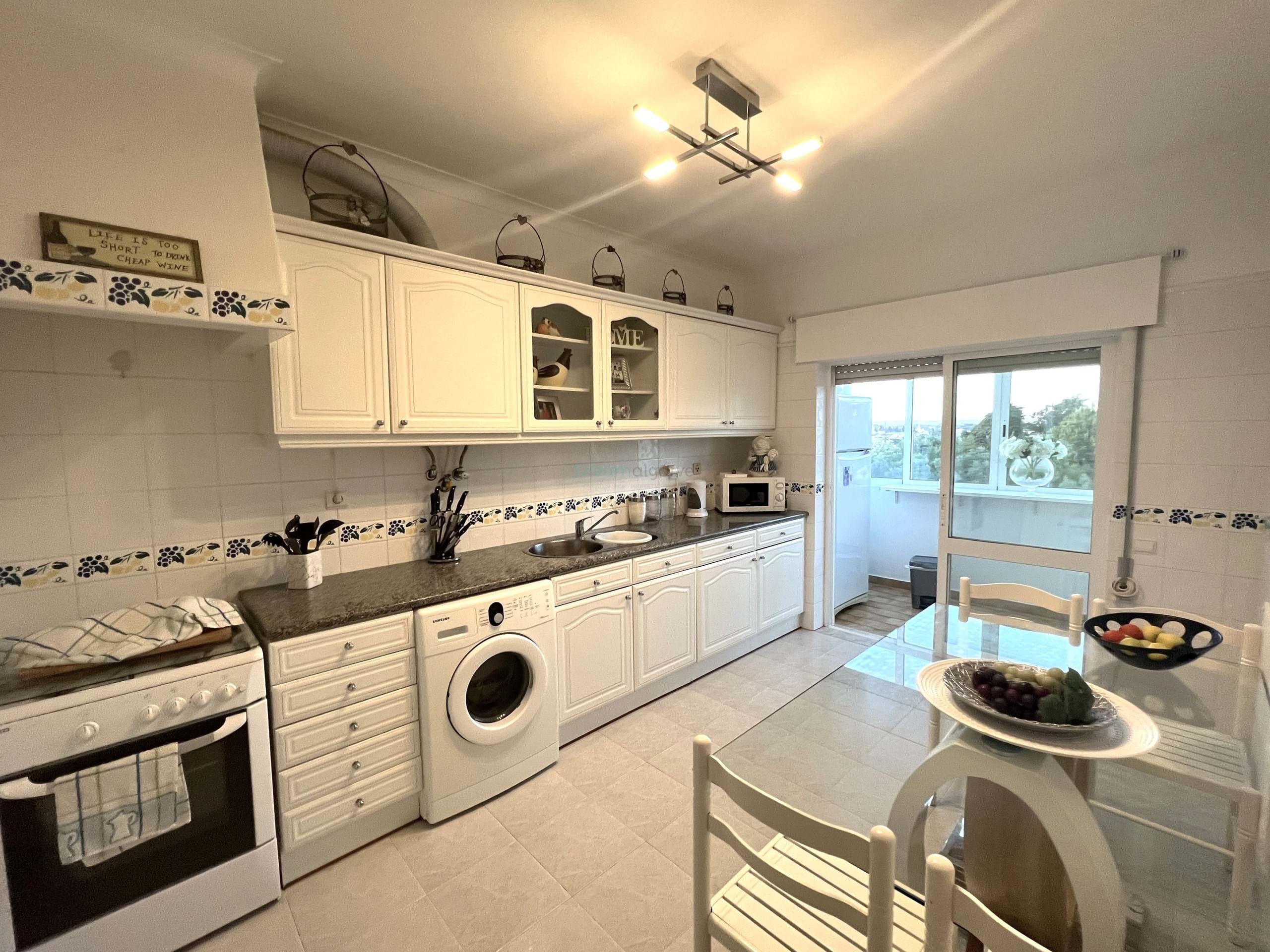 2 Bed, 2 Bath, ApartmentFor Sale, Lagos, Faro, 8600-513