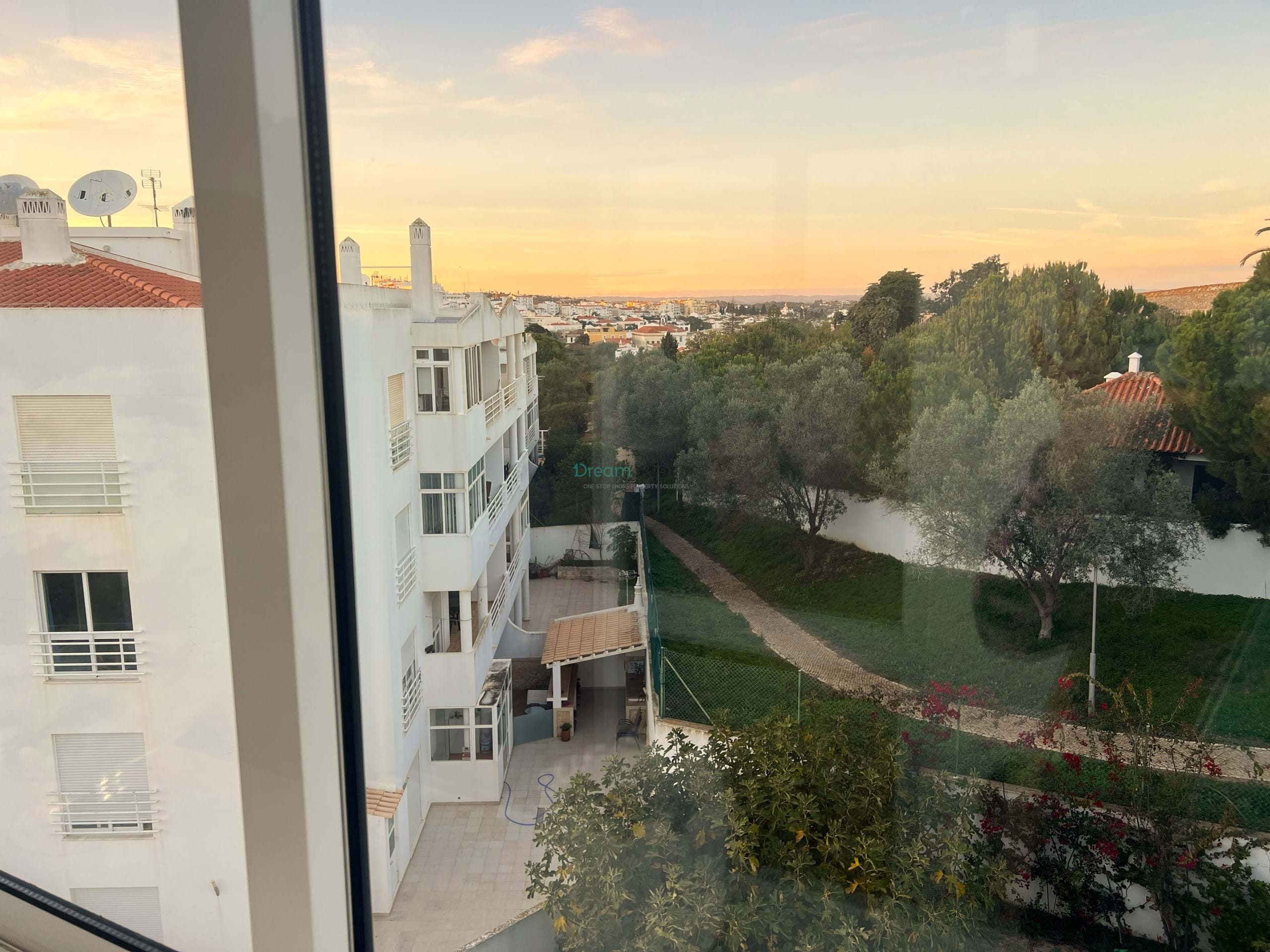 2 Bed, 2 Bath, ApartmentFor Sale, Lagos, Faro, 8600-513