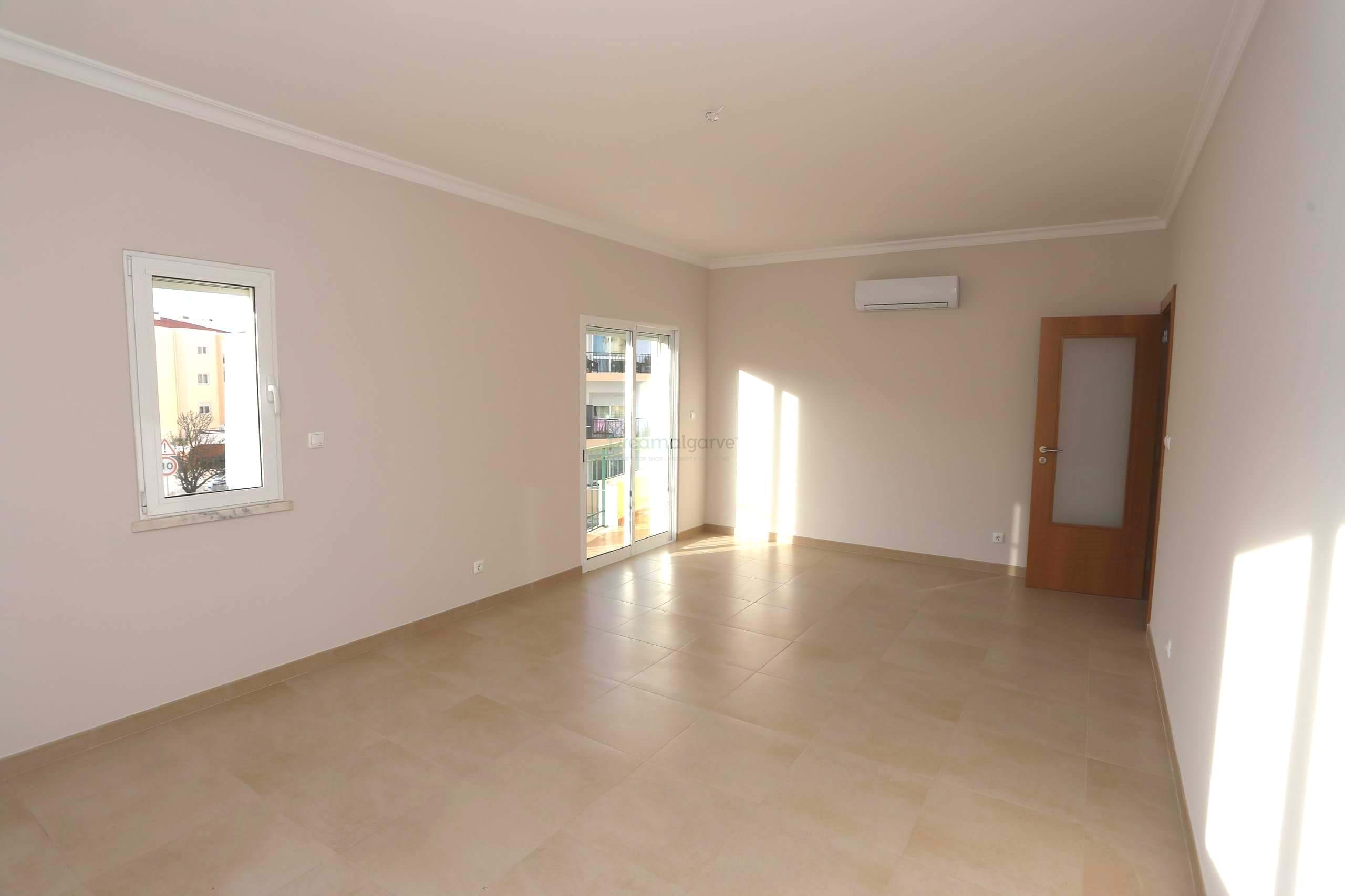 2 Bed, 2 Bath, ApartmentFor Sale, Lagos, Faro, 8600-708